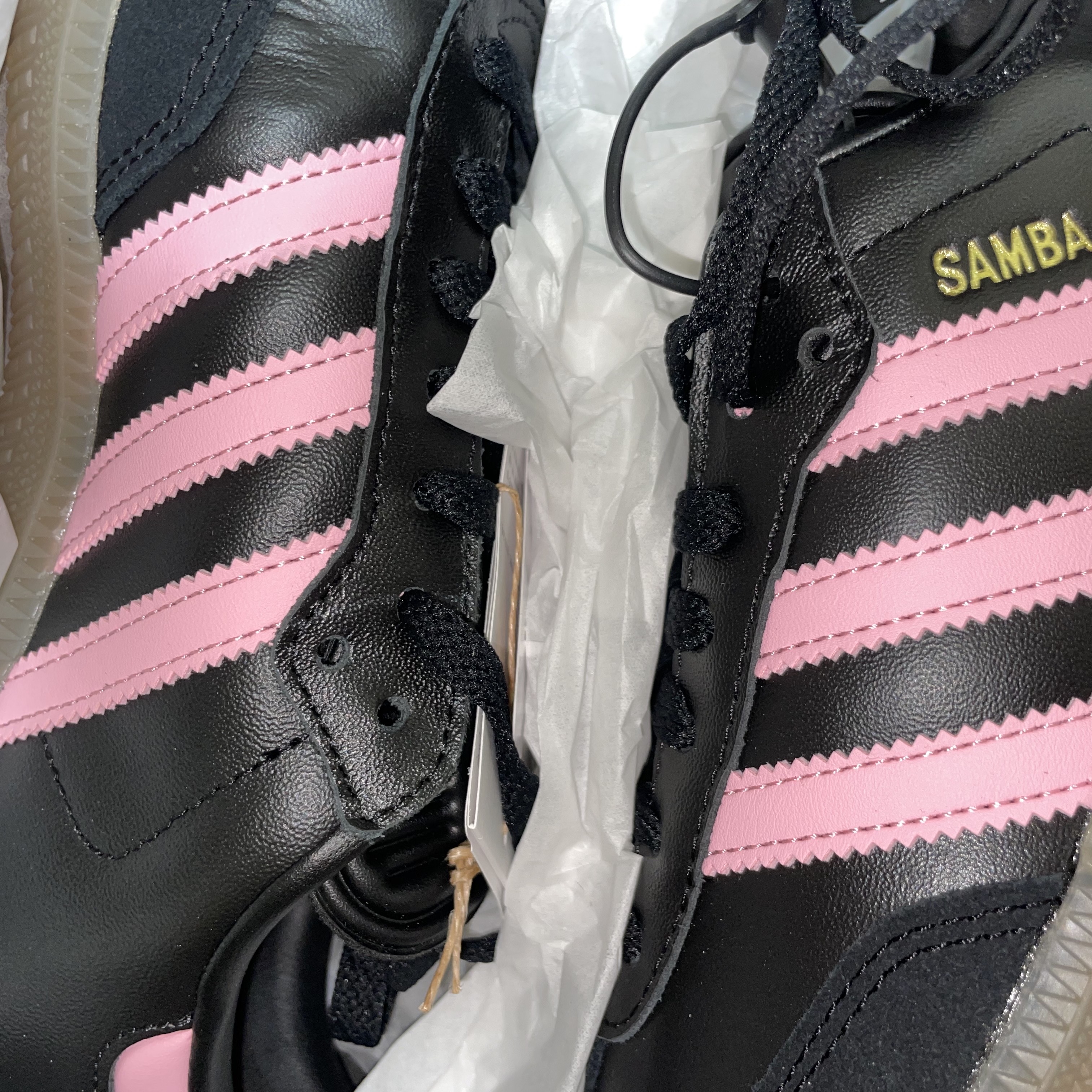 Adidas x Inter Miami CF Samba Core Black Light Pink 착용 스타일 - 2