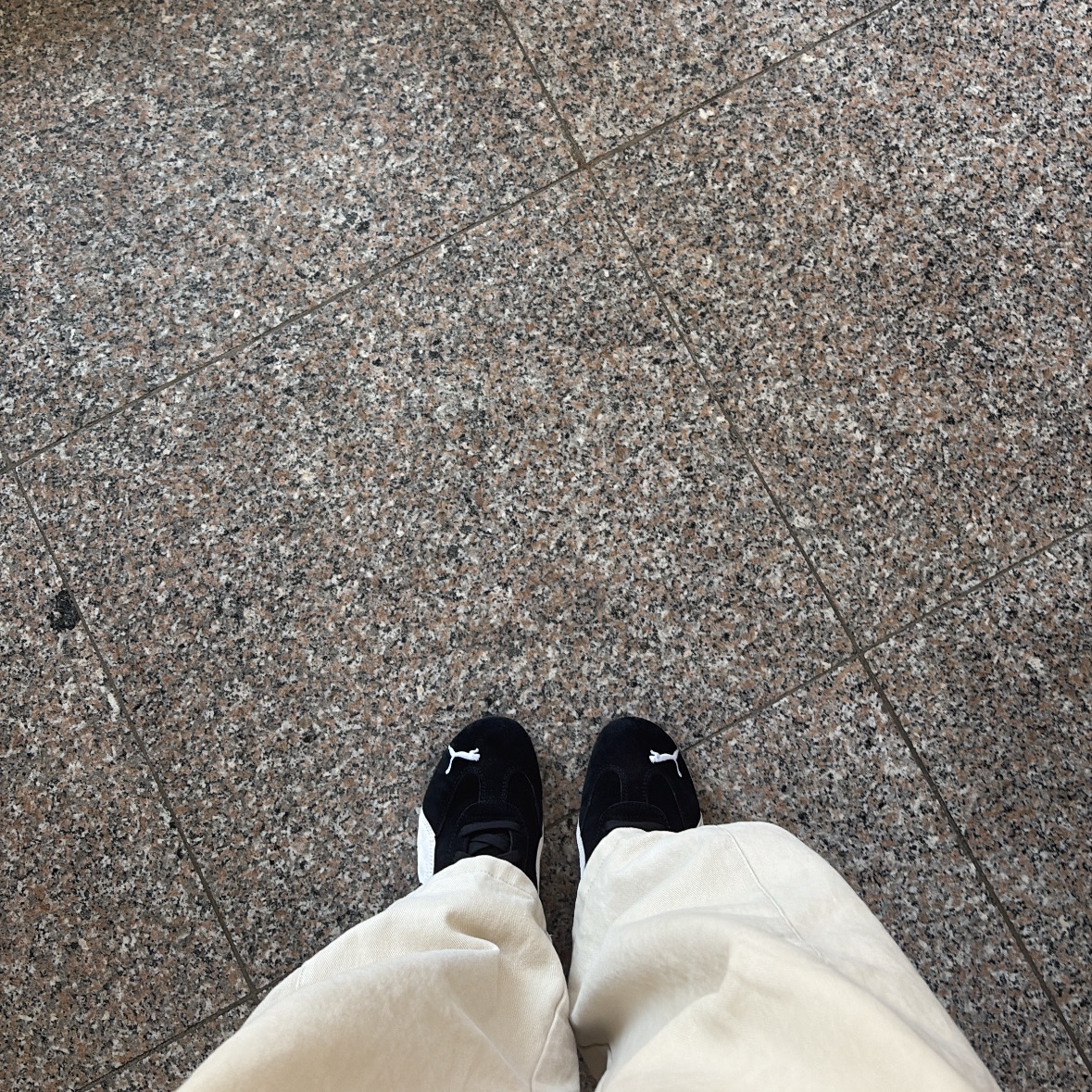 Puma Speedcat OG Black White 착용 스타일