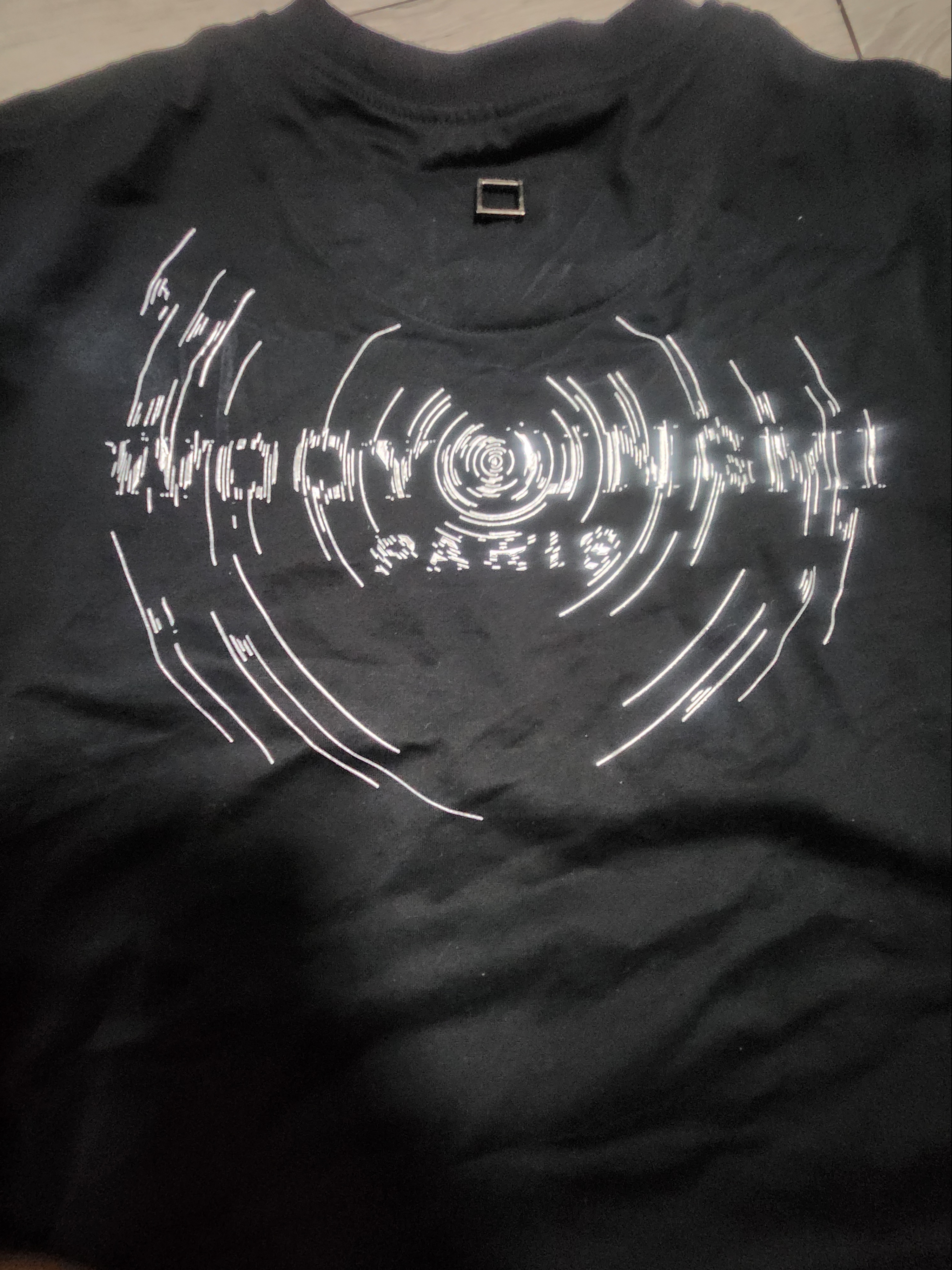 Wooyoungmi Feather Back Logo T-Shirt Black - 23SS, Wooyoungmi Wave Graphic Back Logo T-Shirt Black - 24FW 착용 스타일 - 2