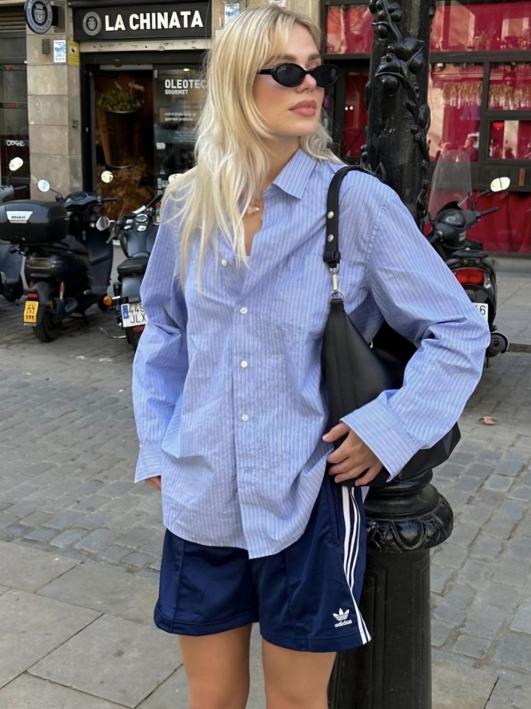 Stussy Striped Cotton Linen Classic Shirt Light Blue, FLETTA Frill Dot Mini Skirt Black 착용 스타일 - 3