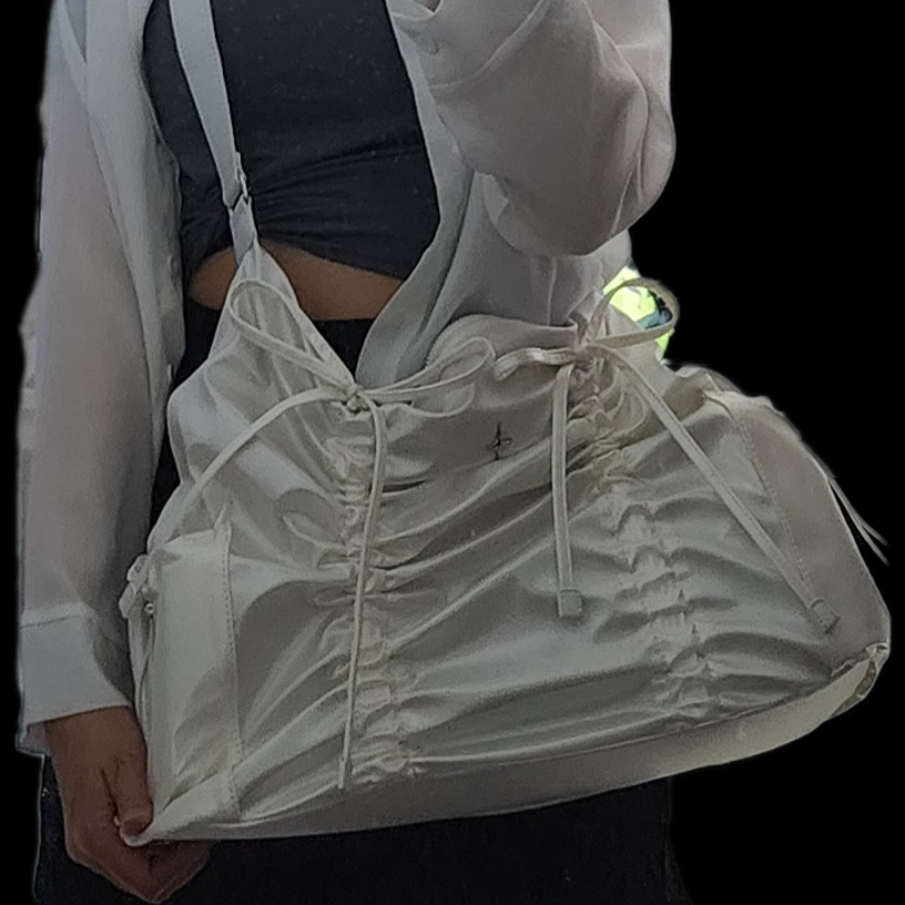 For Appeal String Ribbon Large Hobo Bag Glossy White 착용 스타일