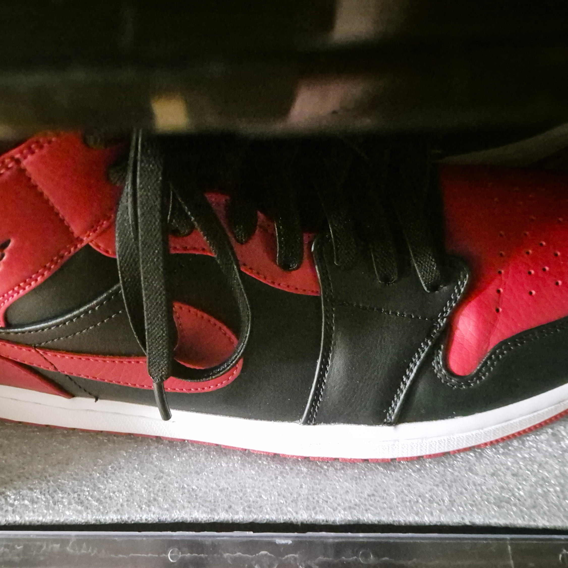 Jordan 1 Mid Bred Banned 2020 착용 스타일