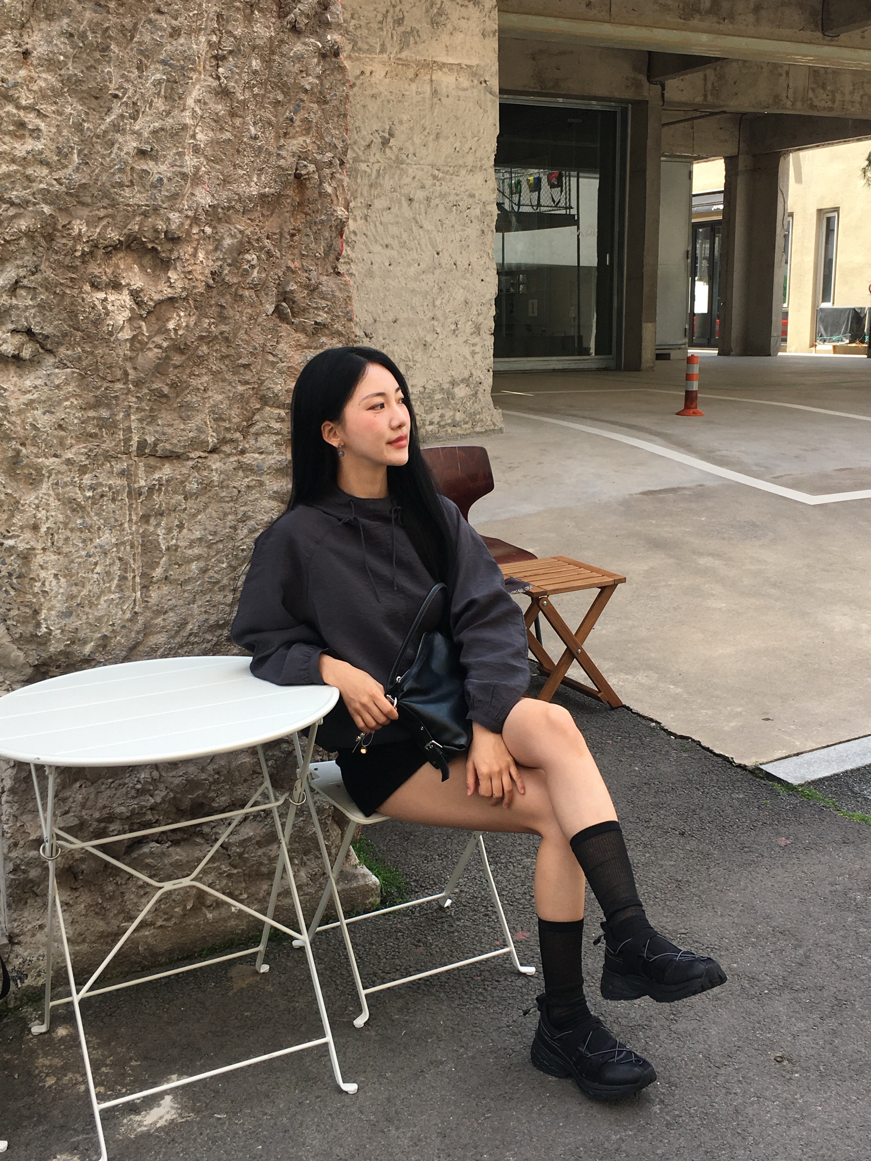 le coq sportif Reto Mary Jane Black 착용 스타일 - 2