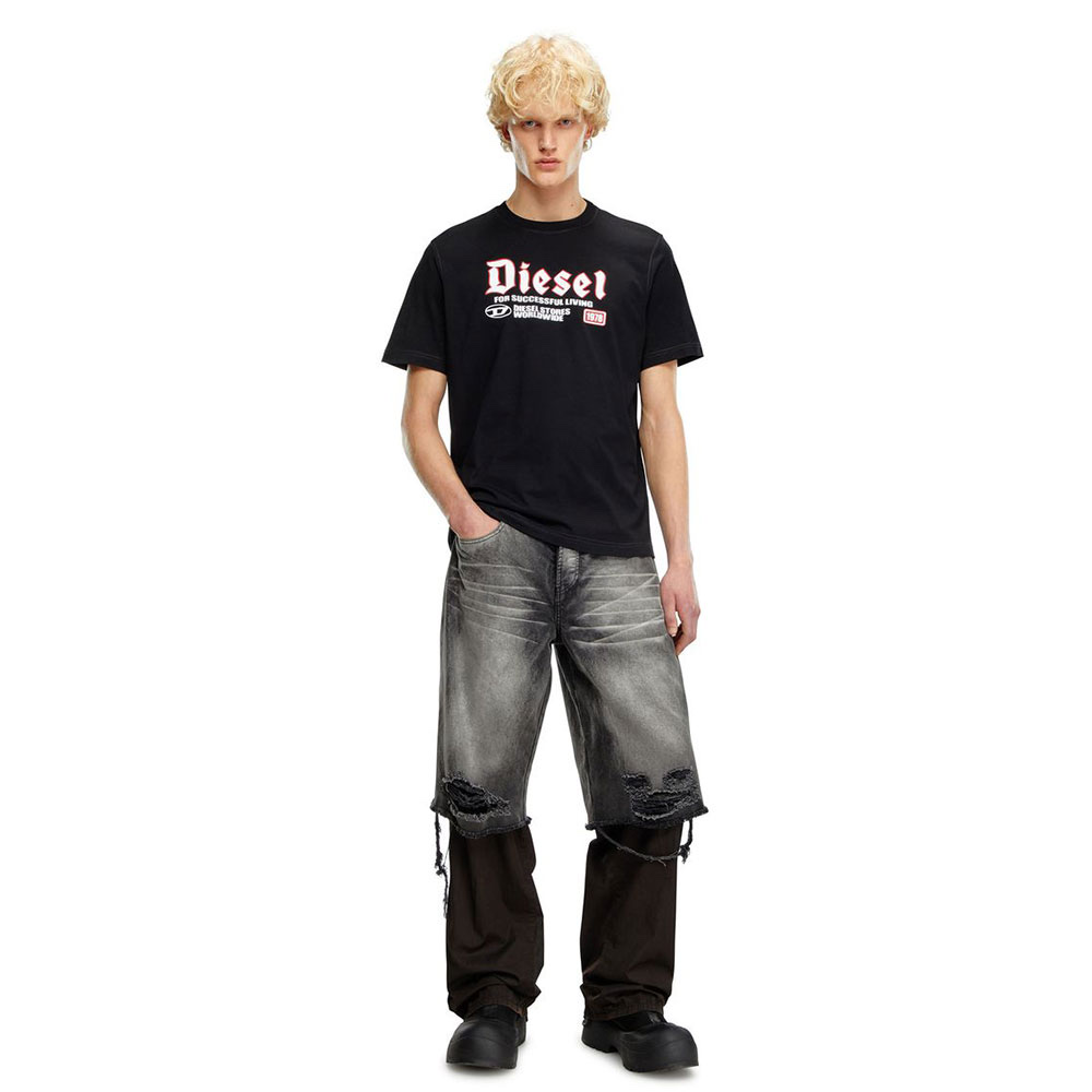 Diesel T-Adjust-K1 T-Shirt with Flocked Diesel Print Black, Diesel T-Adjust-K1 T-Shirt with Flocked Diesel Print White 착용 스타일 - 2