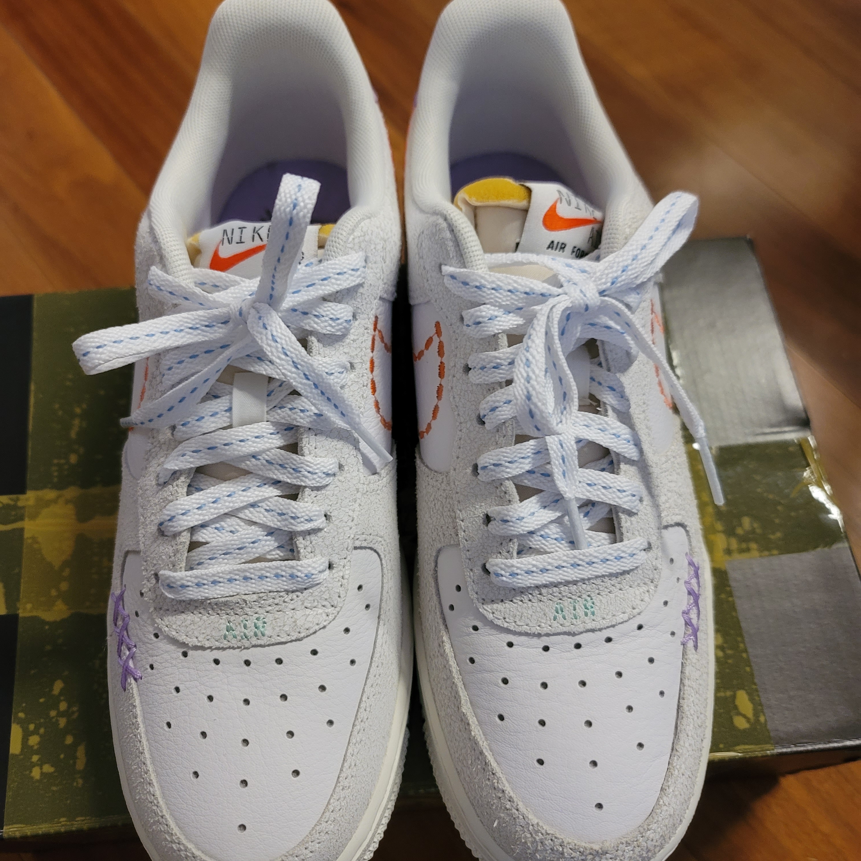 (W) Nike Air Force 1 '07 SE White 착용 스타일
