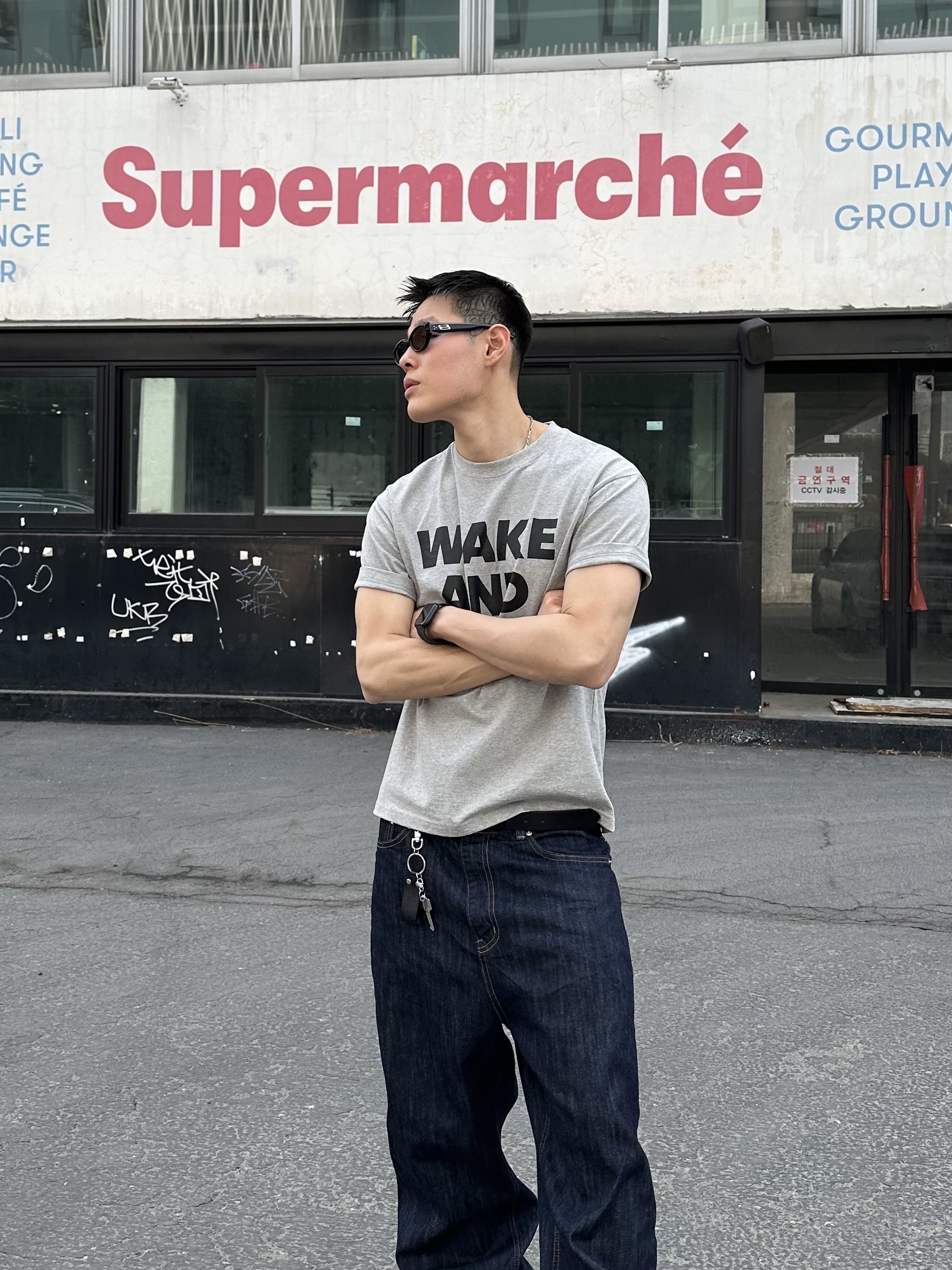 Nike x Supreme Air Force 1 Low Black 착용 스타일 - 3
