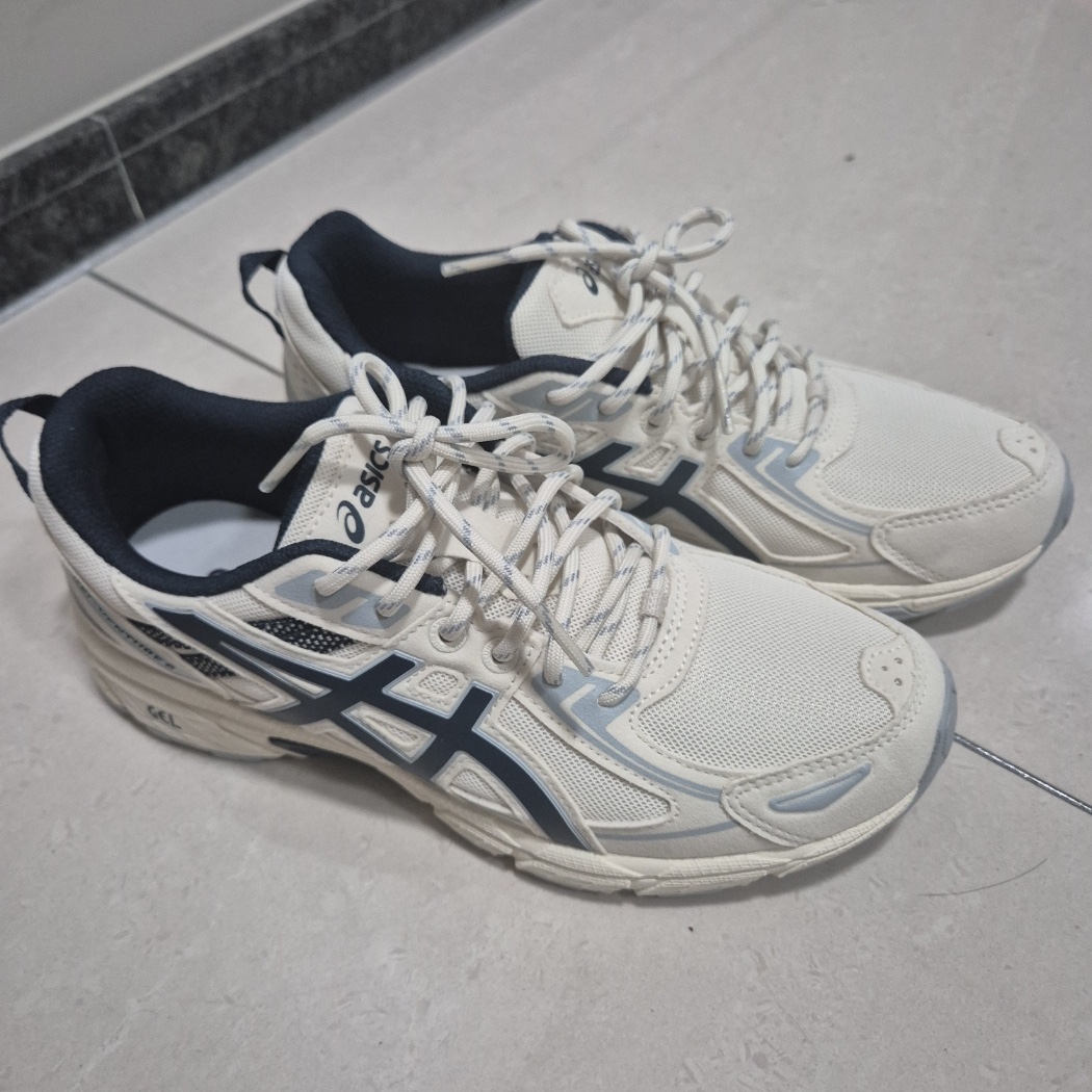 Asics Gel-Venture 6 SPS Birch French Blue 착용 스타일 - 1
