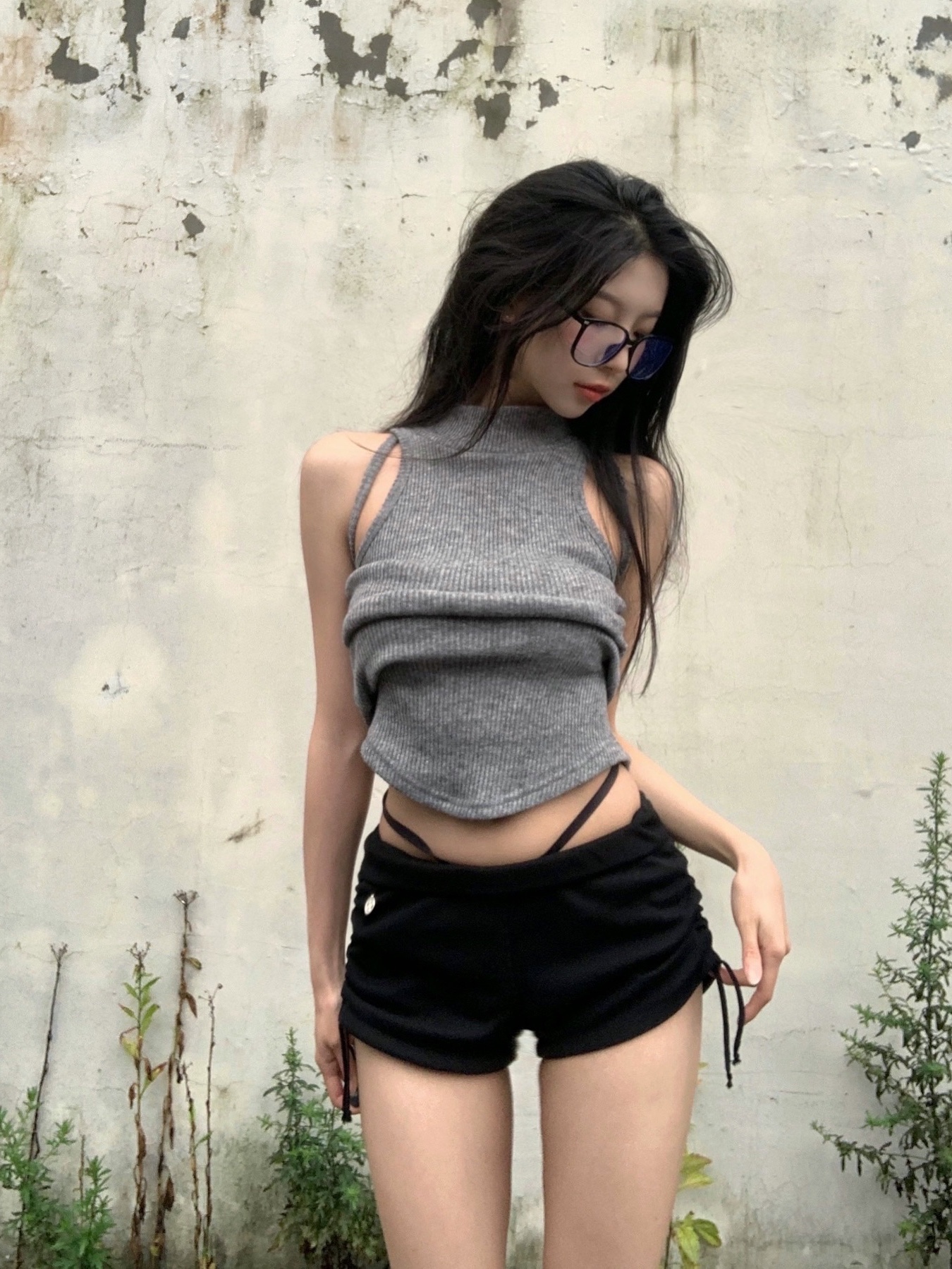 Don't Ask My Plan Shirring String Microshorts - Black 착용 스타일 - 1