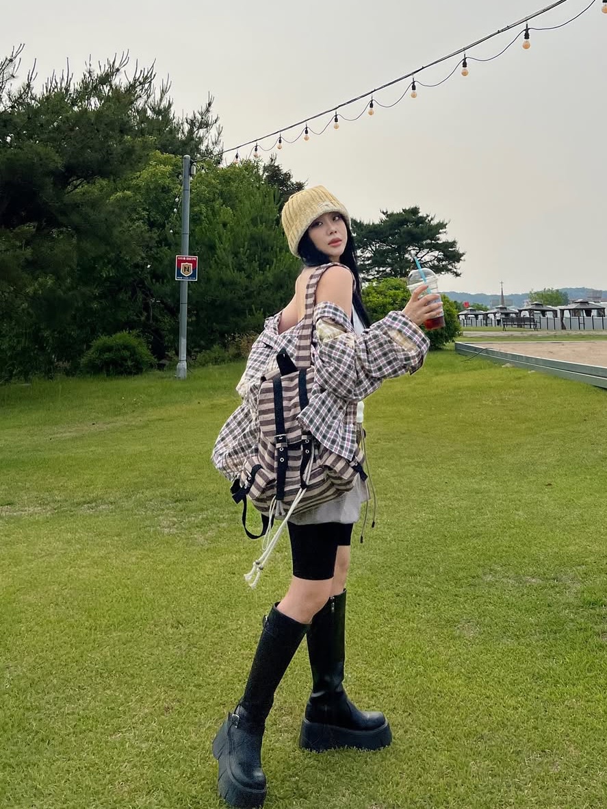 GRAILZ Bleached Plaid Summer Shirts Green 착용 스타일 - 4