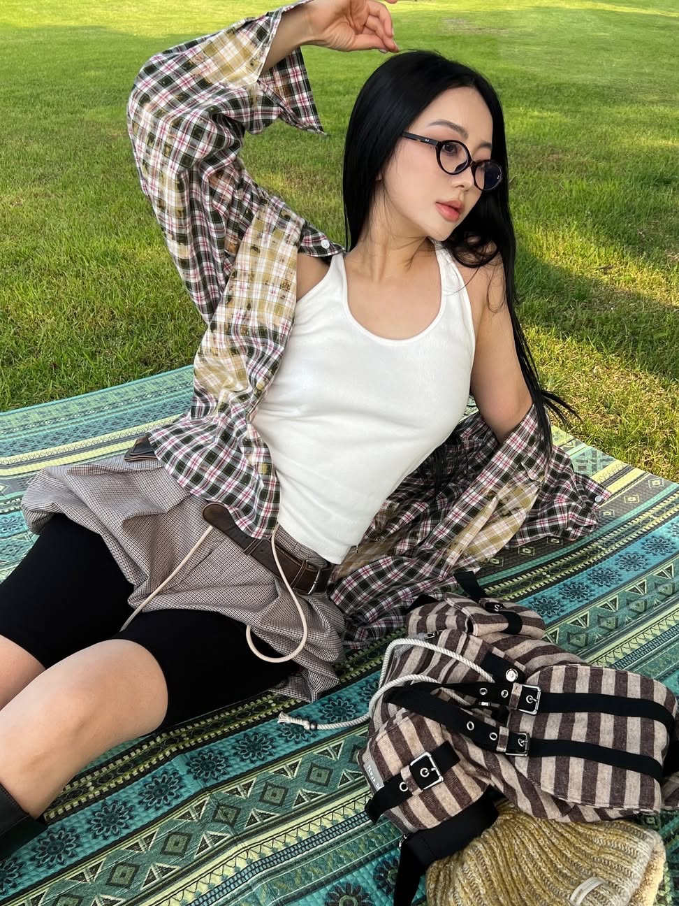 GRAILZ Bleached Plaid Summer Shirts Green 착용 스타일 - 1