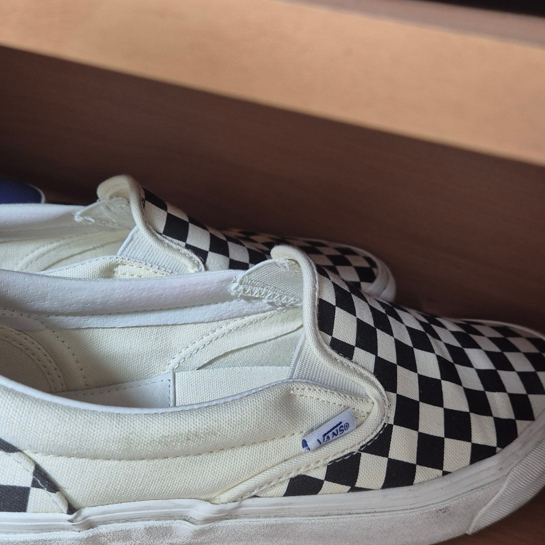 Vans Vault OG Classic Slip-On Checkerboard 착용 스타일