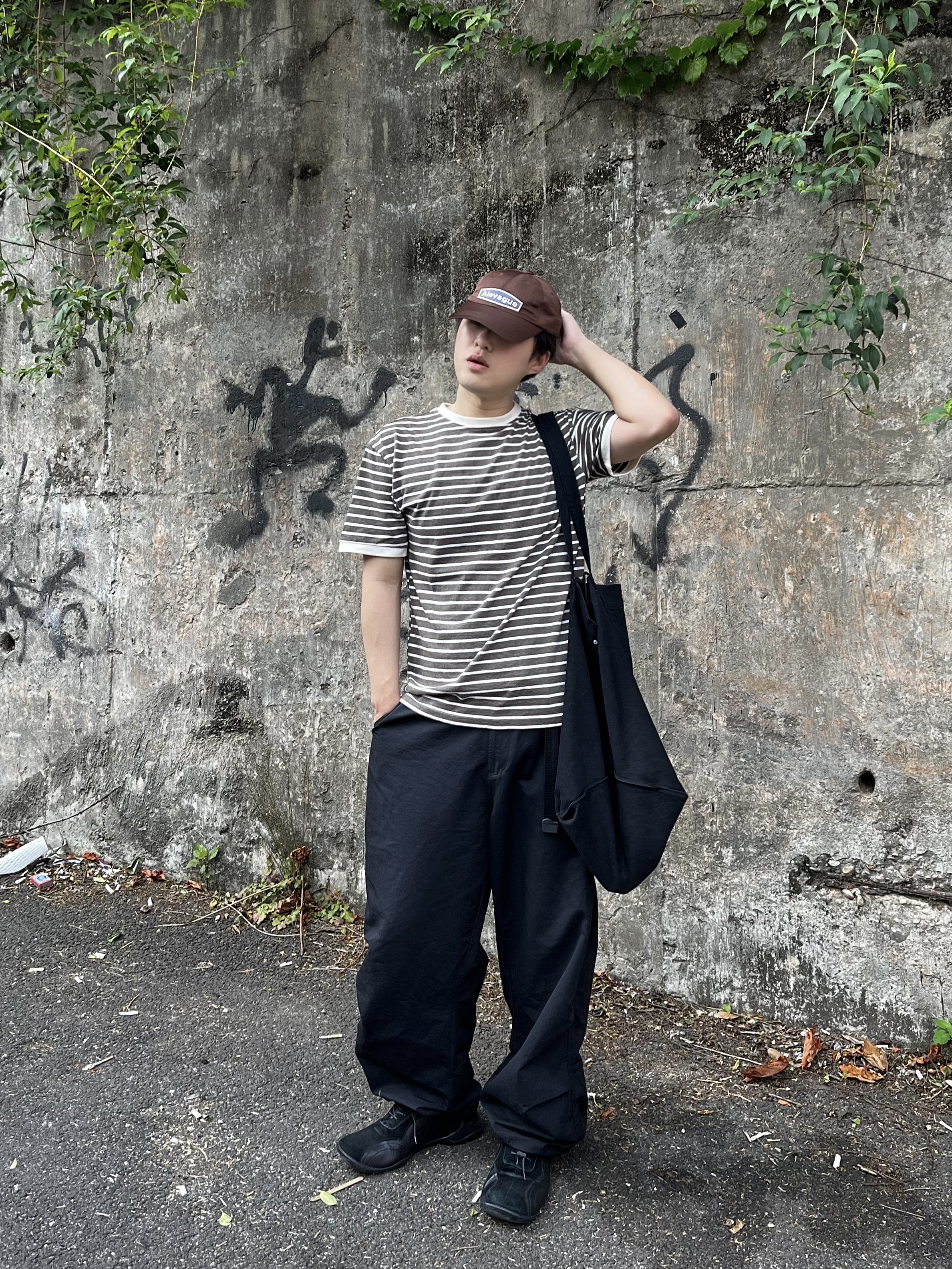 Pemont Square Black 착용 스타일 - 1