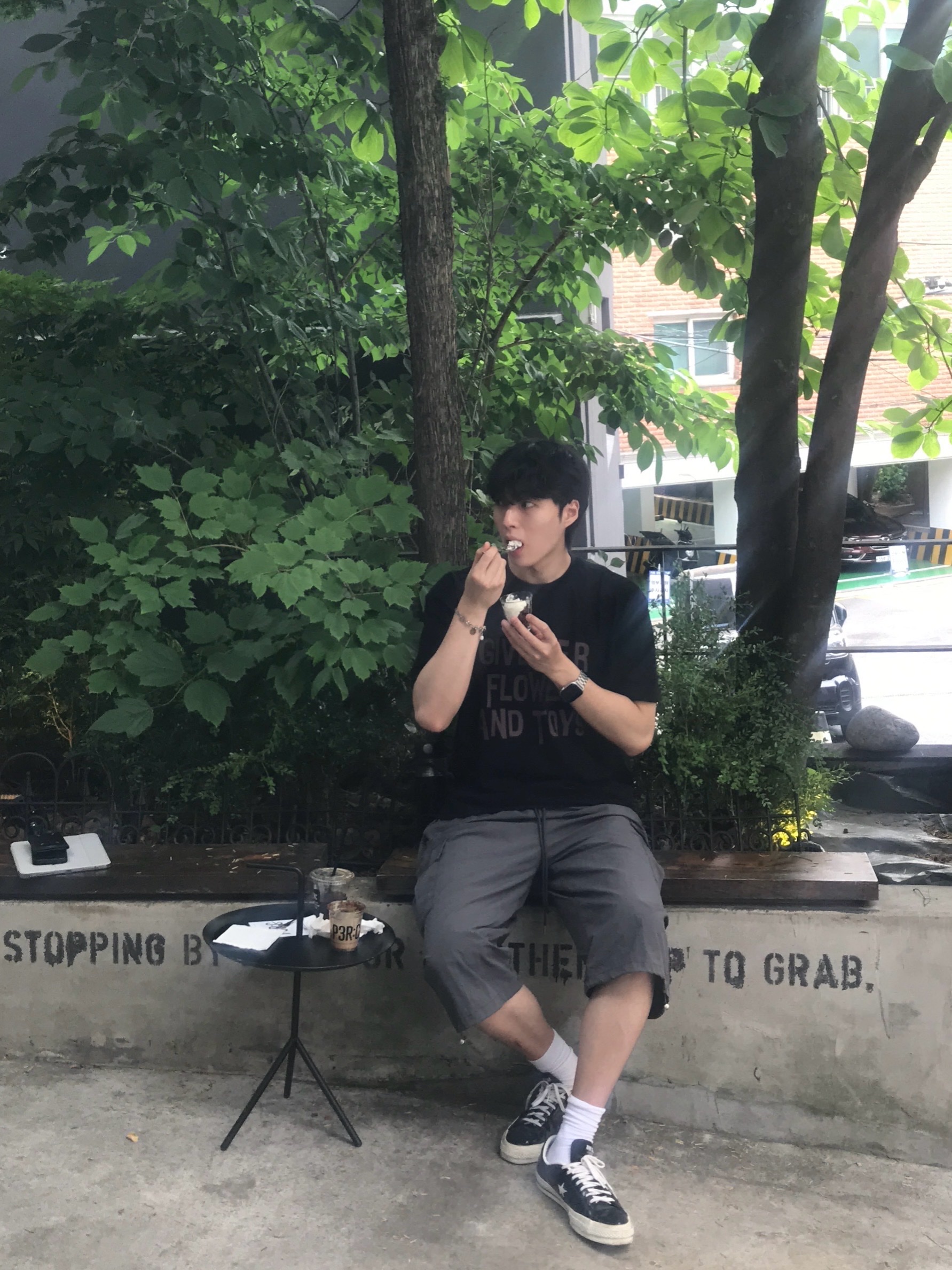 Converse One Star Ox HanByeol Black 착용 스타일 - 3
