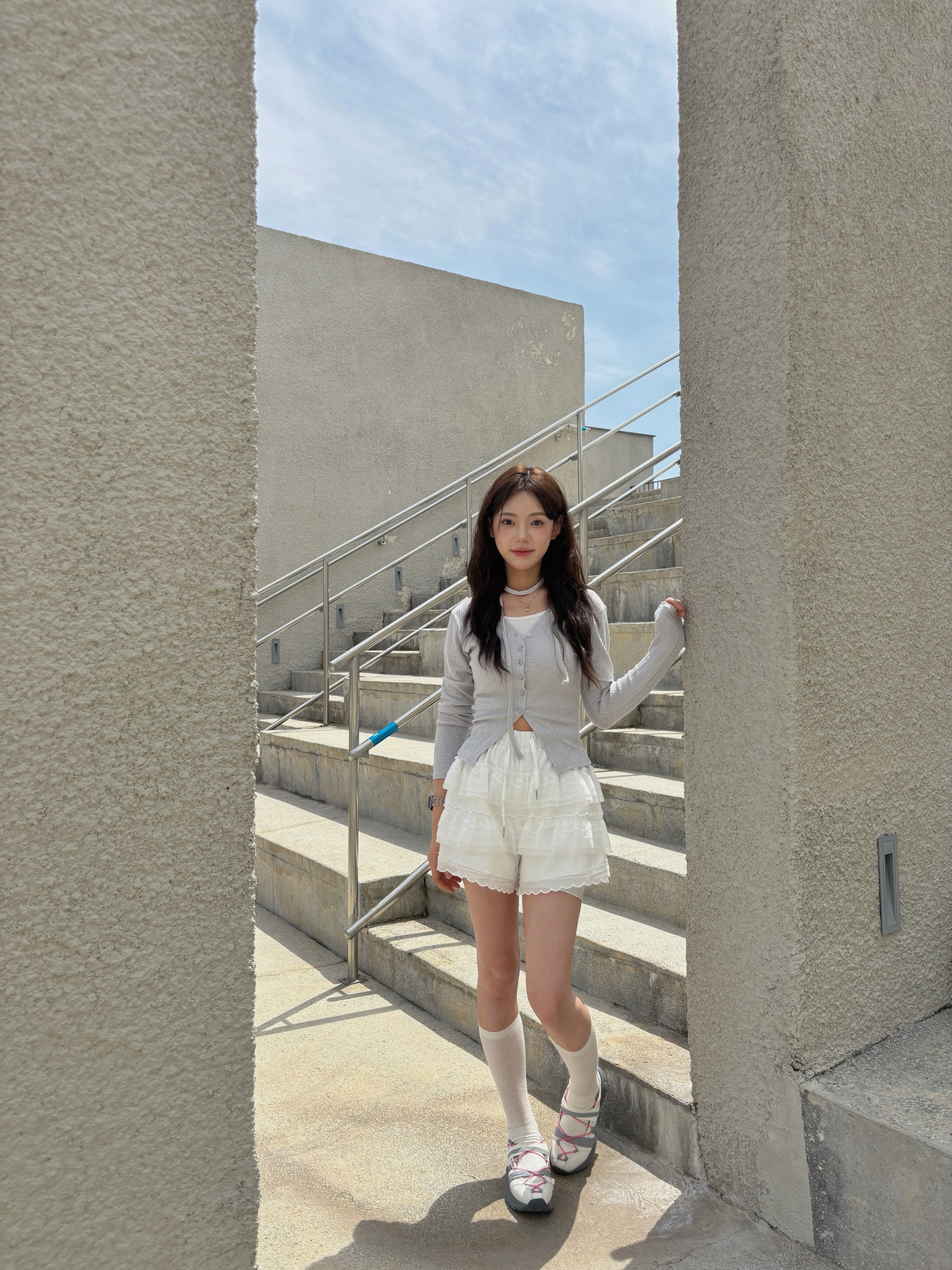 le coq sportif Reto Mary Jane Ivory 착용 스타일 - 2