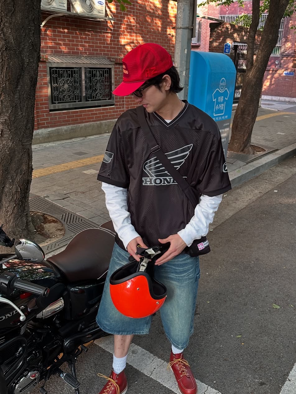 Honda Original Wing Logo Mesh T-Shirt Black, Honda Wing Logo Carpenter Bermuda Pants Blue 착용 스타일 - 2