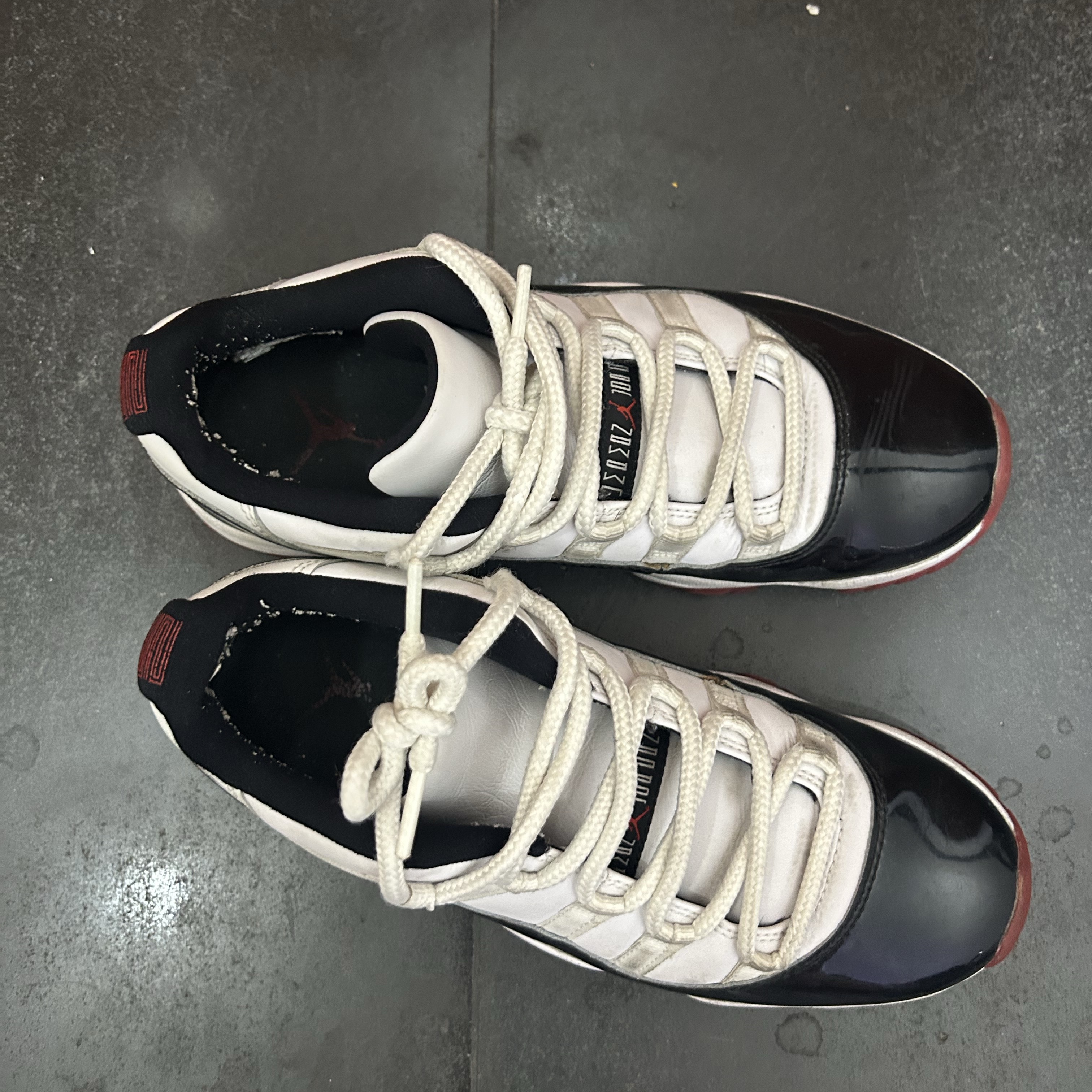 Jordan 11 Retro Low Concord Bred 착용 스타일