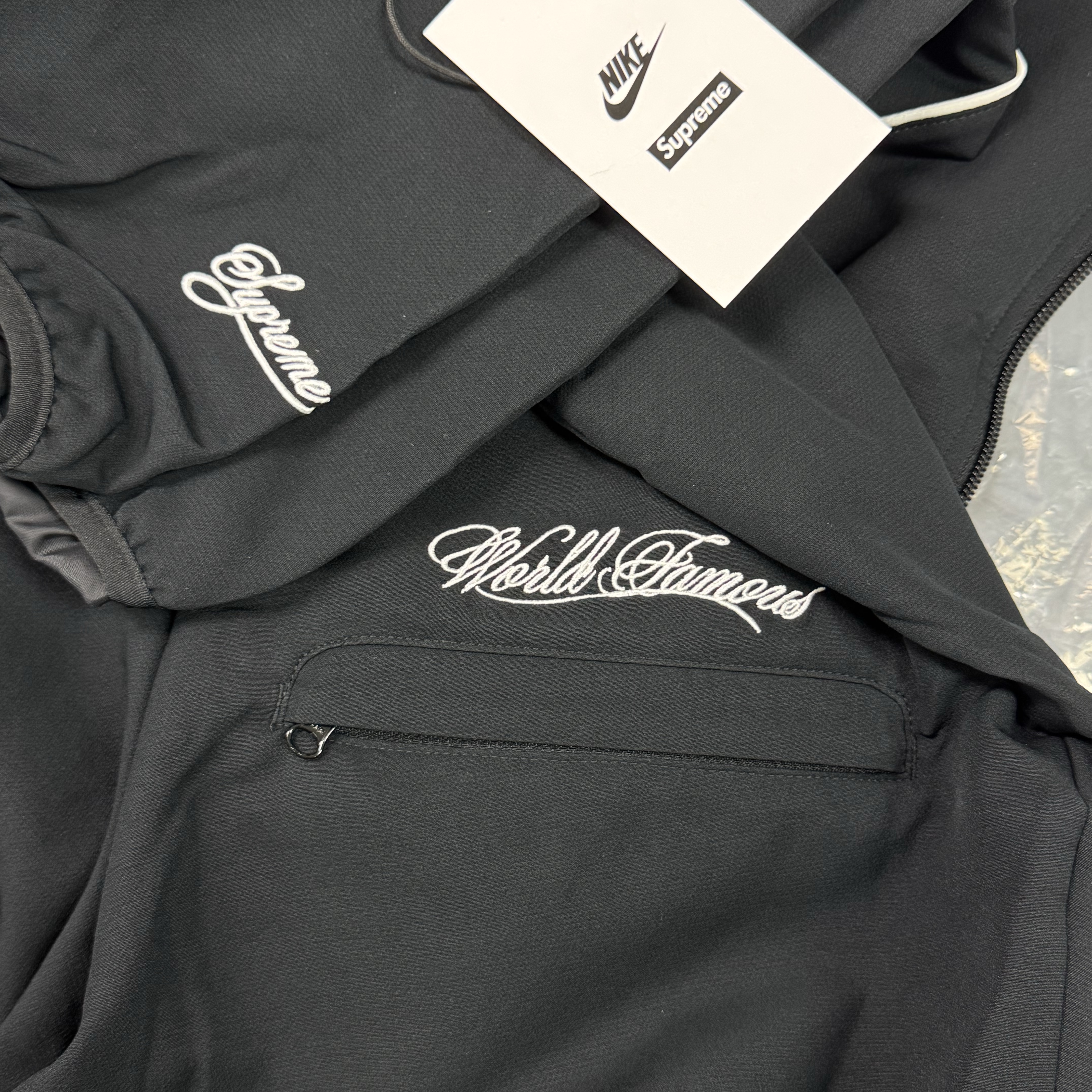 Supreme x Nike Track Jacket Black - 25SS 착용 스타일