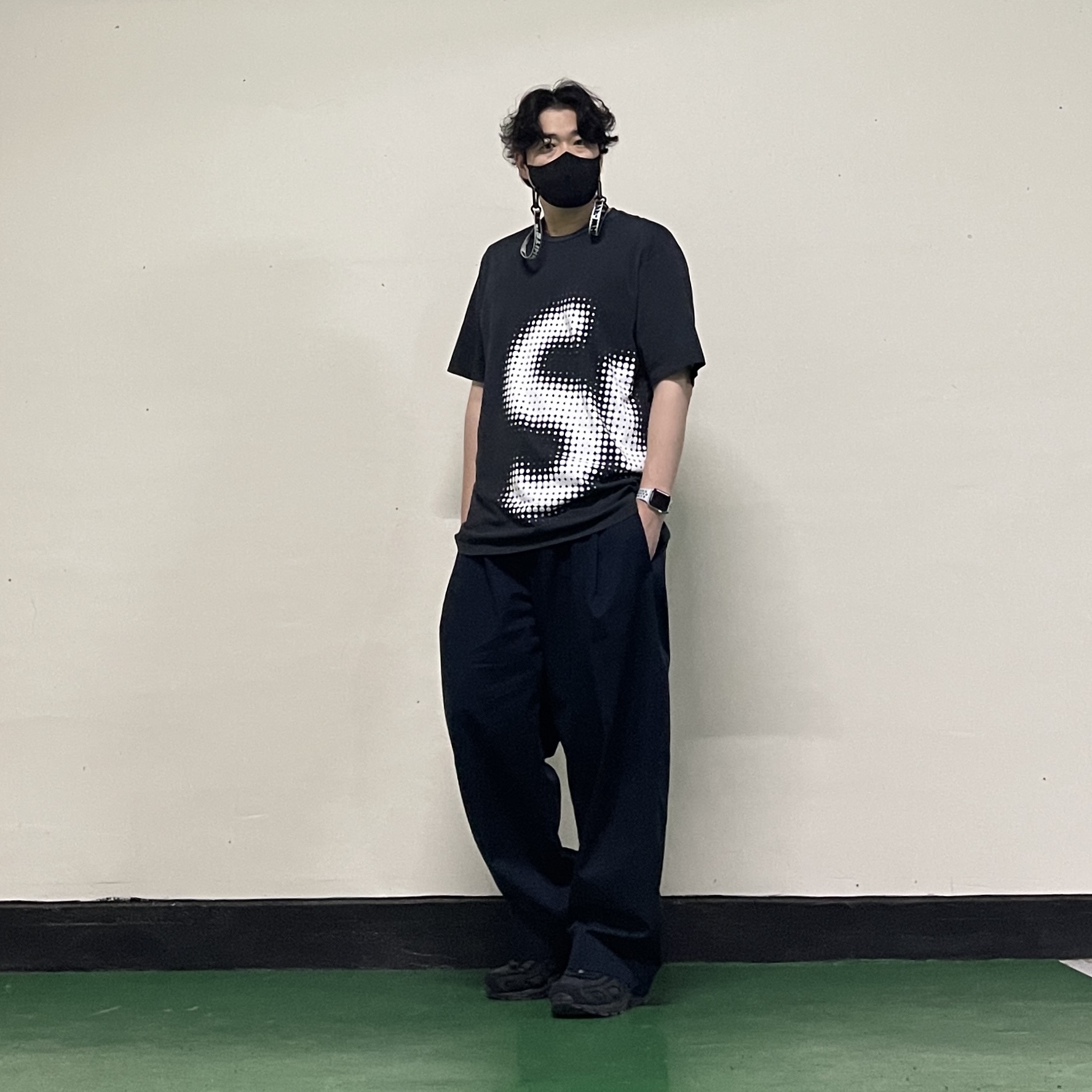 Supreme Halftone S/S Top Black - 24SS, Diesel DX1471 Stainless Steel Chain Bracelet Gold 착용 스타일 - 3