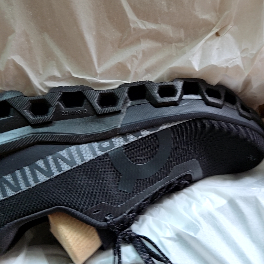 On Running Cloudmonster 2 Black 착용 스타일