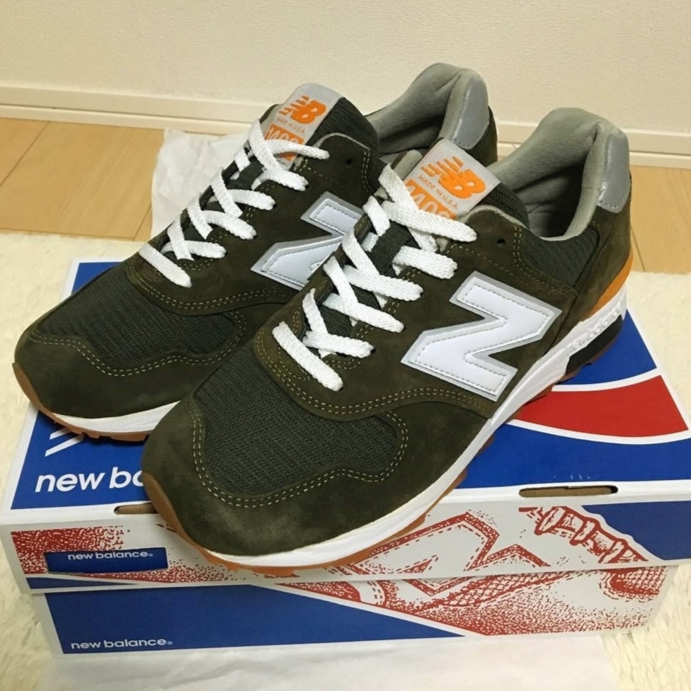 New Balance 1400 Made in USA Black Red 착용 스타일