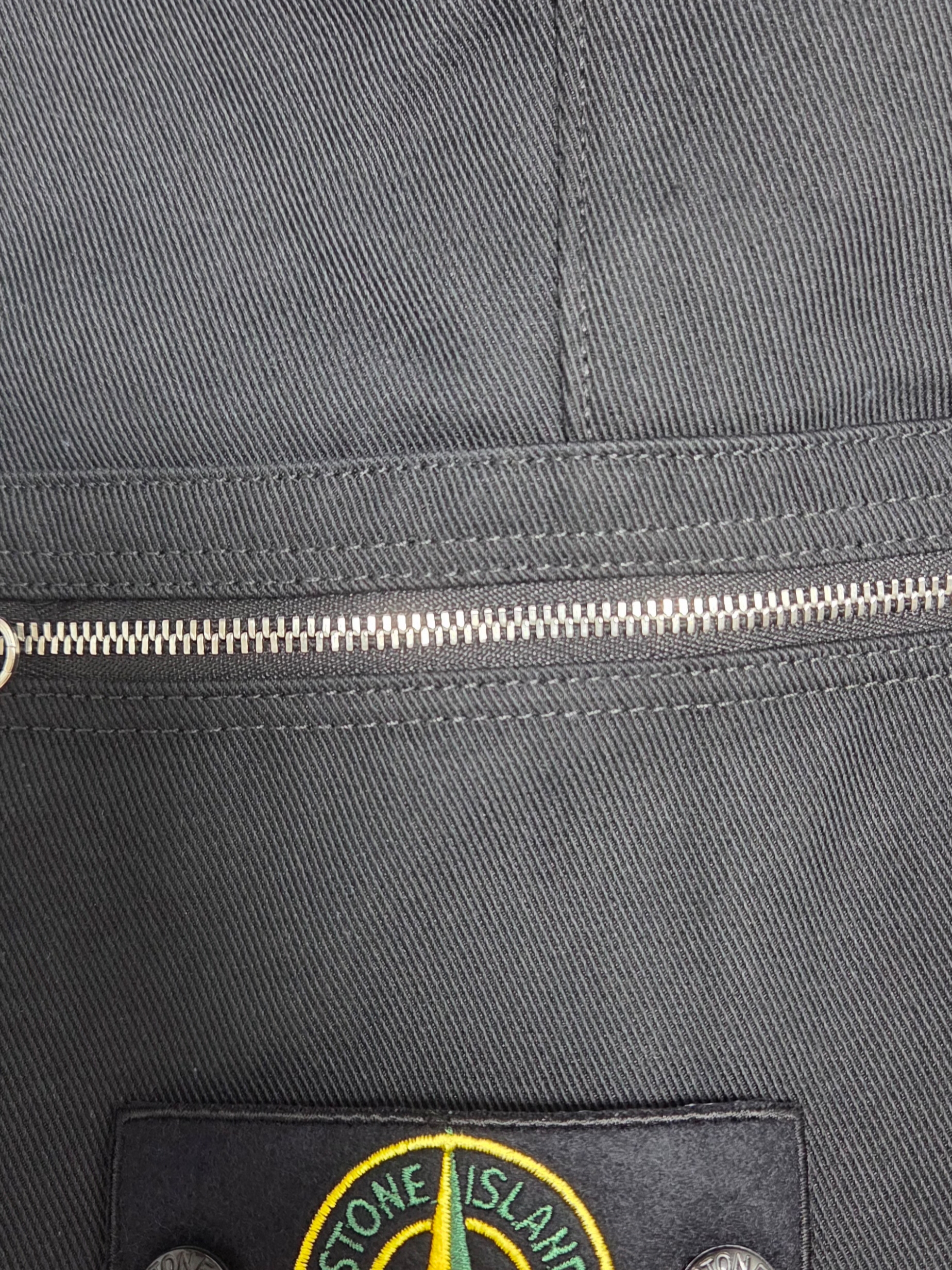 Stone Island 32503 Cotton Nylon Drill Cargo Pants Black - 24FW 착용 스타일