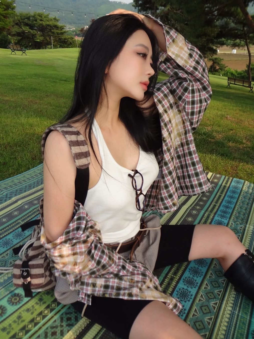 GRAILZ Bleached Plaid Summer Shirts Green 착용 스타일 - 2