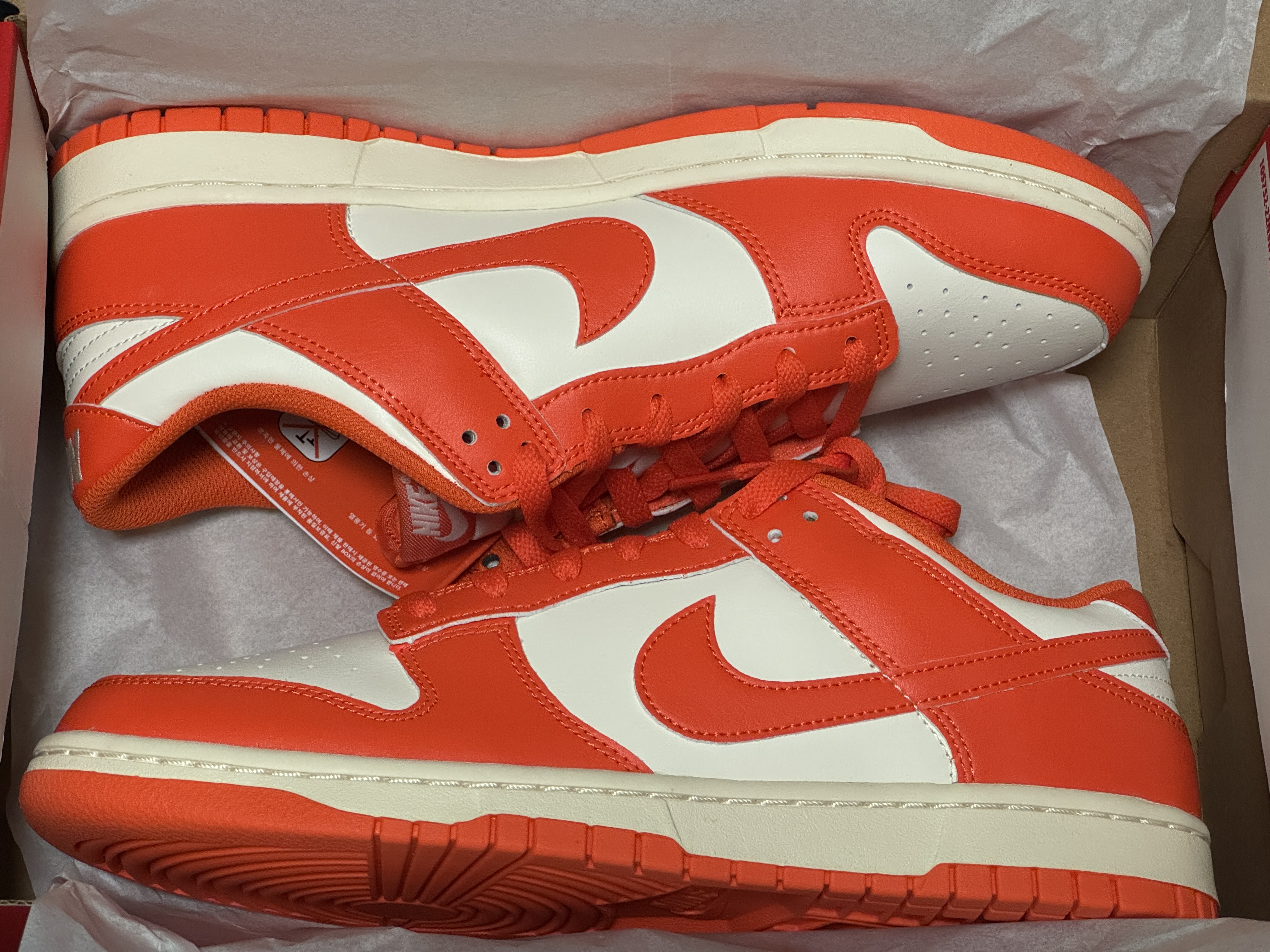Nike Dunk Low Retro Syracuse 2025 착용 스타일