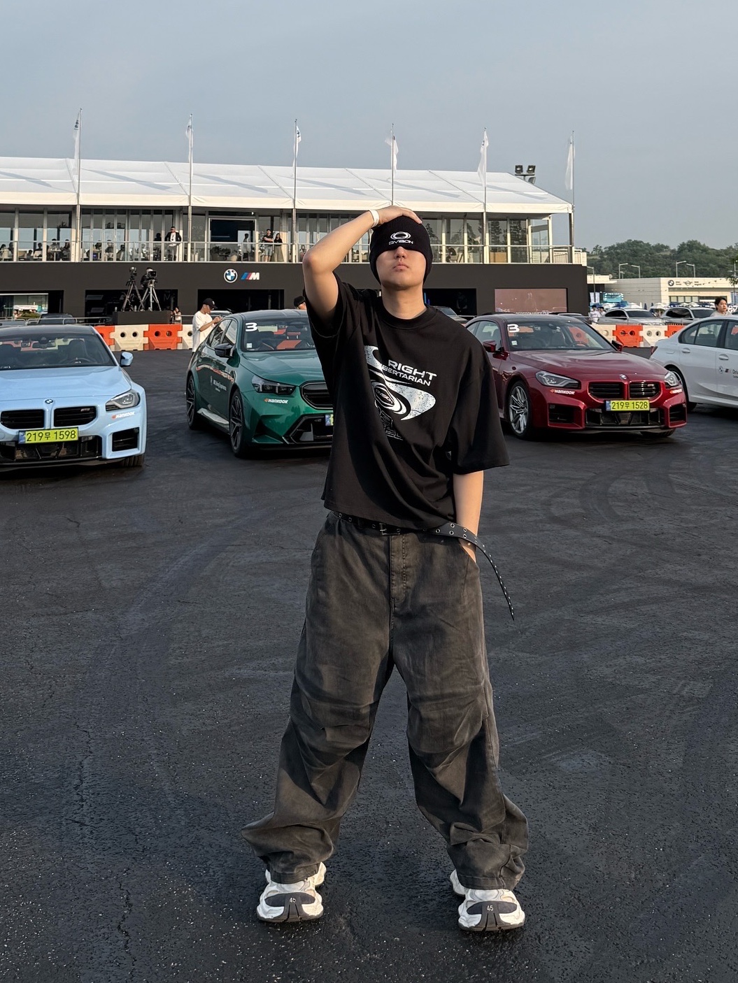 Civision by CSC Libertarian T-Shirt Black, Civision by CSC Iconic Beanie Black 착용 스타일 - 1
