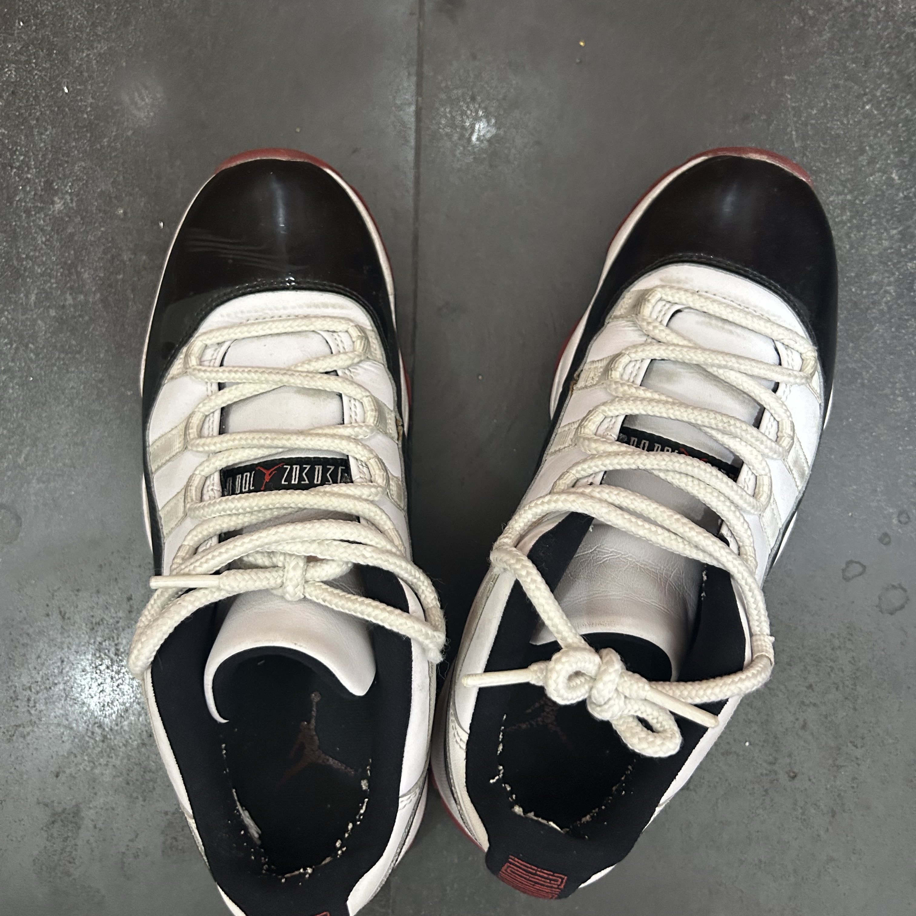 Jordan 11 Retro Low Concord Bred 착용 스타일