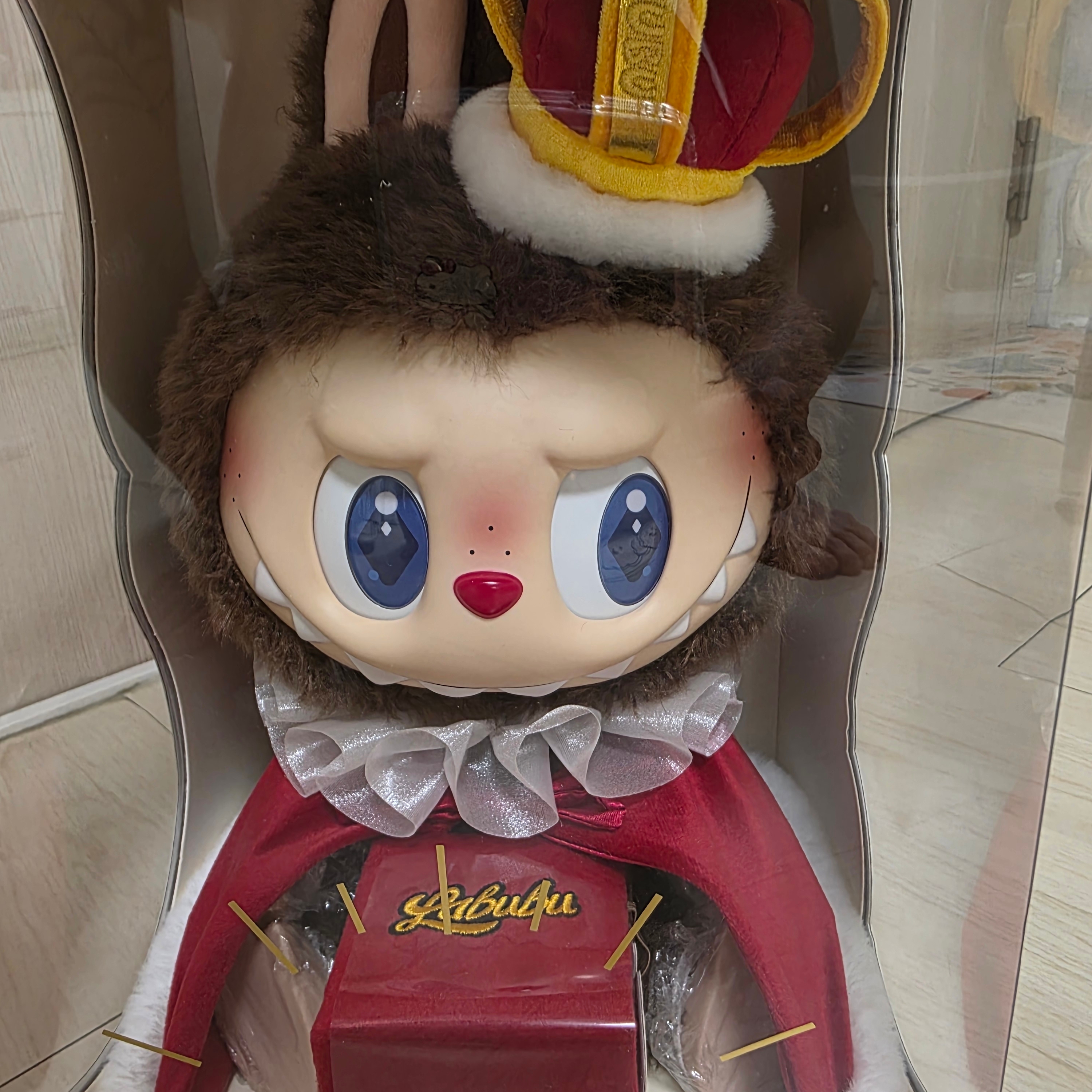 Pop Mart The Monsters Checkmate Series Doll 착용 스타일