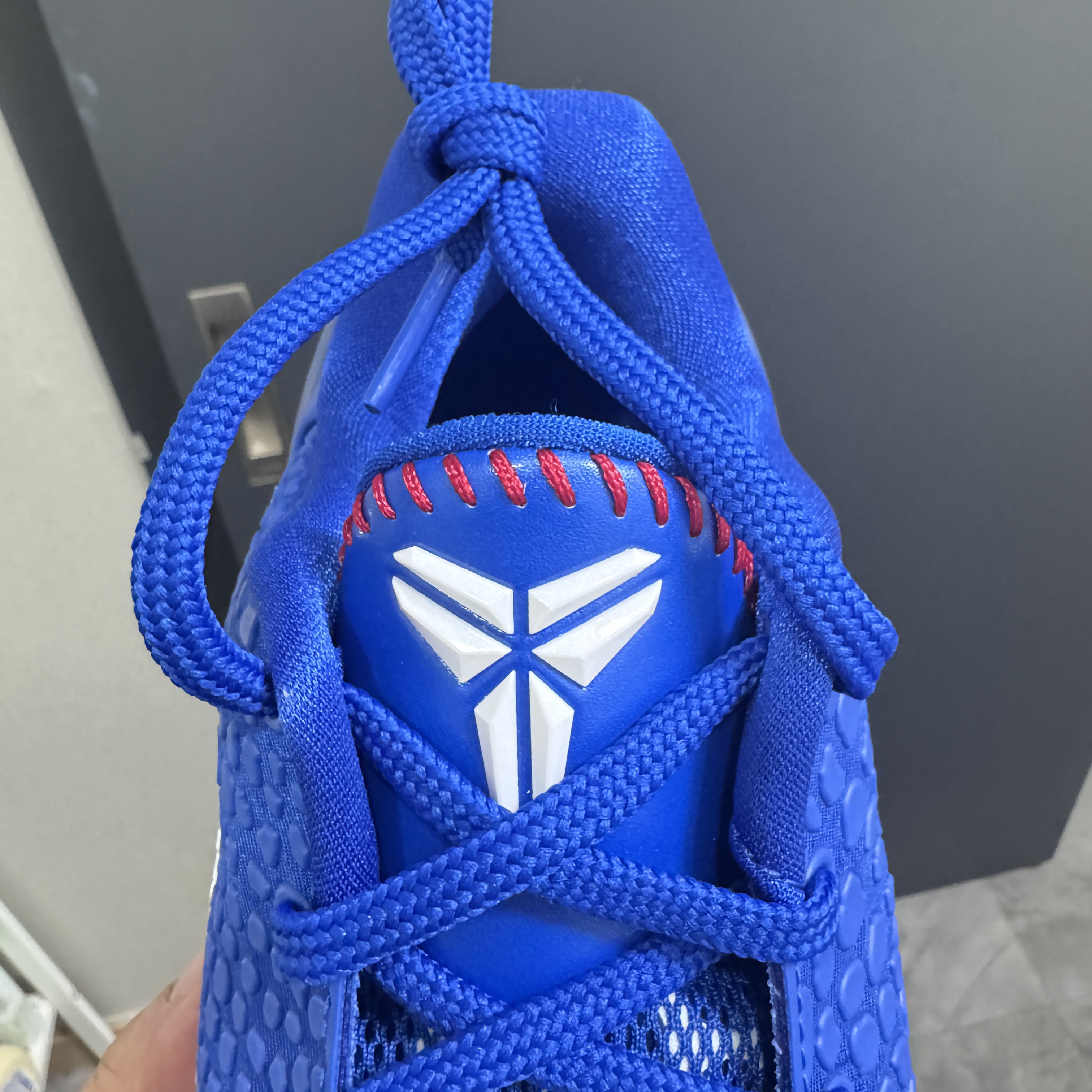 Nike Kobe 6 Protro Game Royal White 착용 스타일 - 2