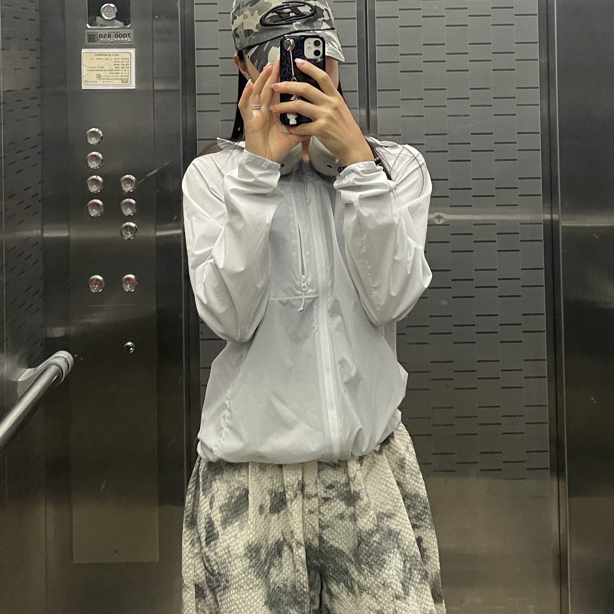 (W) Arc'teryx Squamish Hoody Atmos 착용 스타일