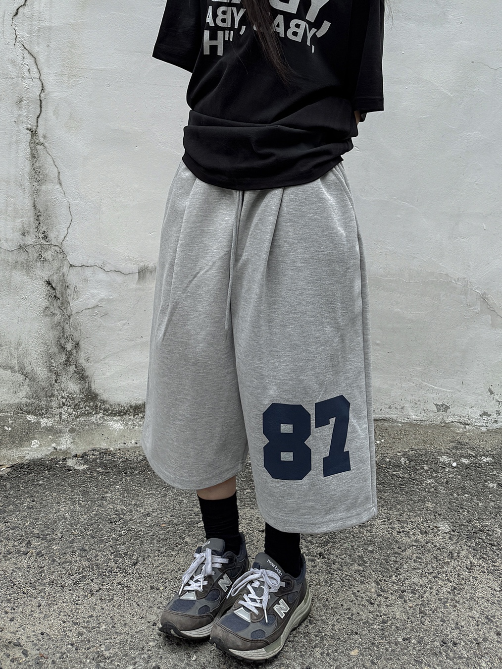 New Balance 992 Made in USA Navy 착용 스타일 - 4