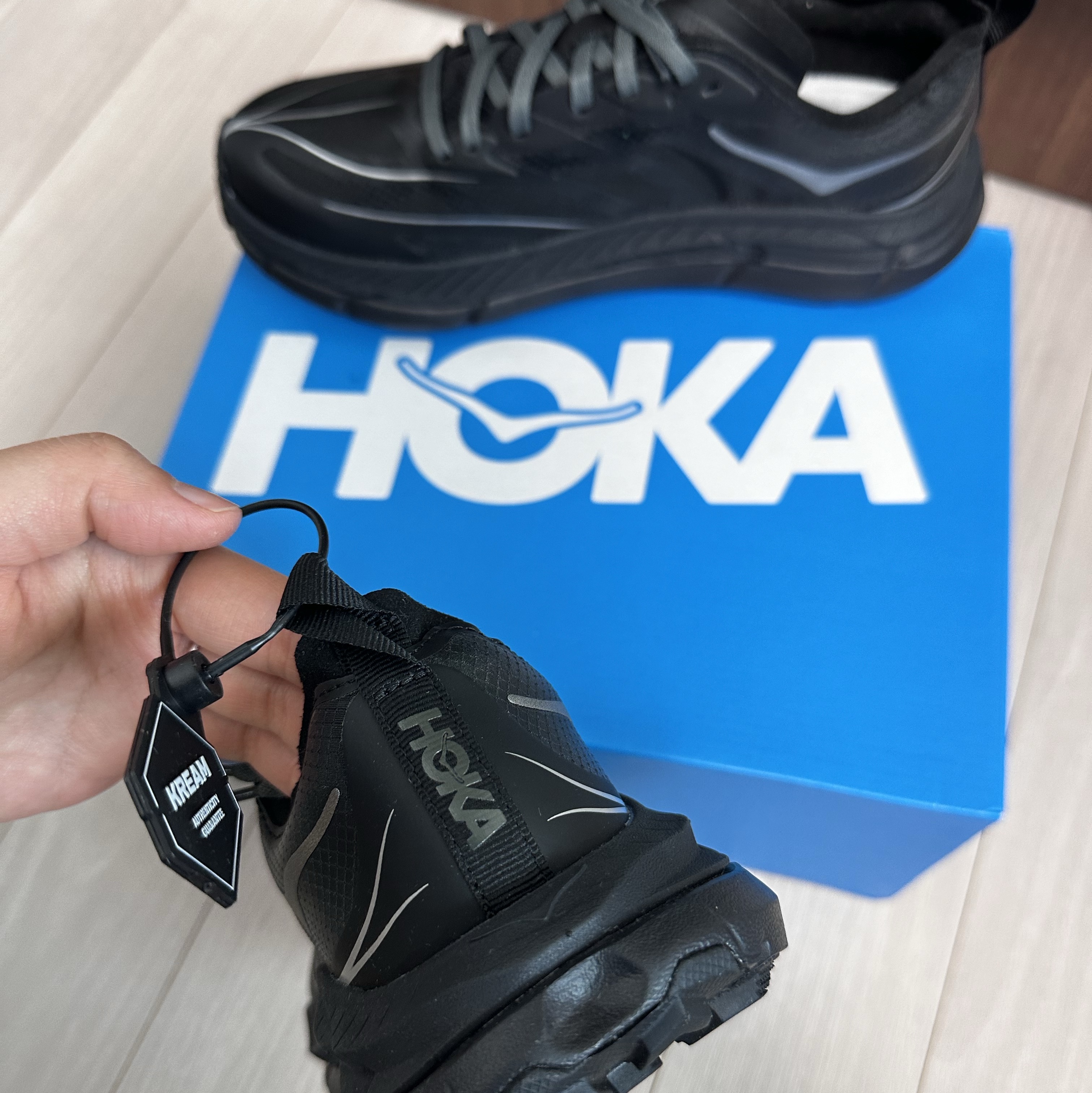 Hoka Mafate Speed 4 Lite Black Outer Orbit 착용 스타일 - 2