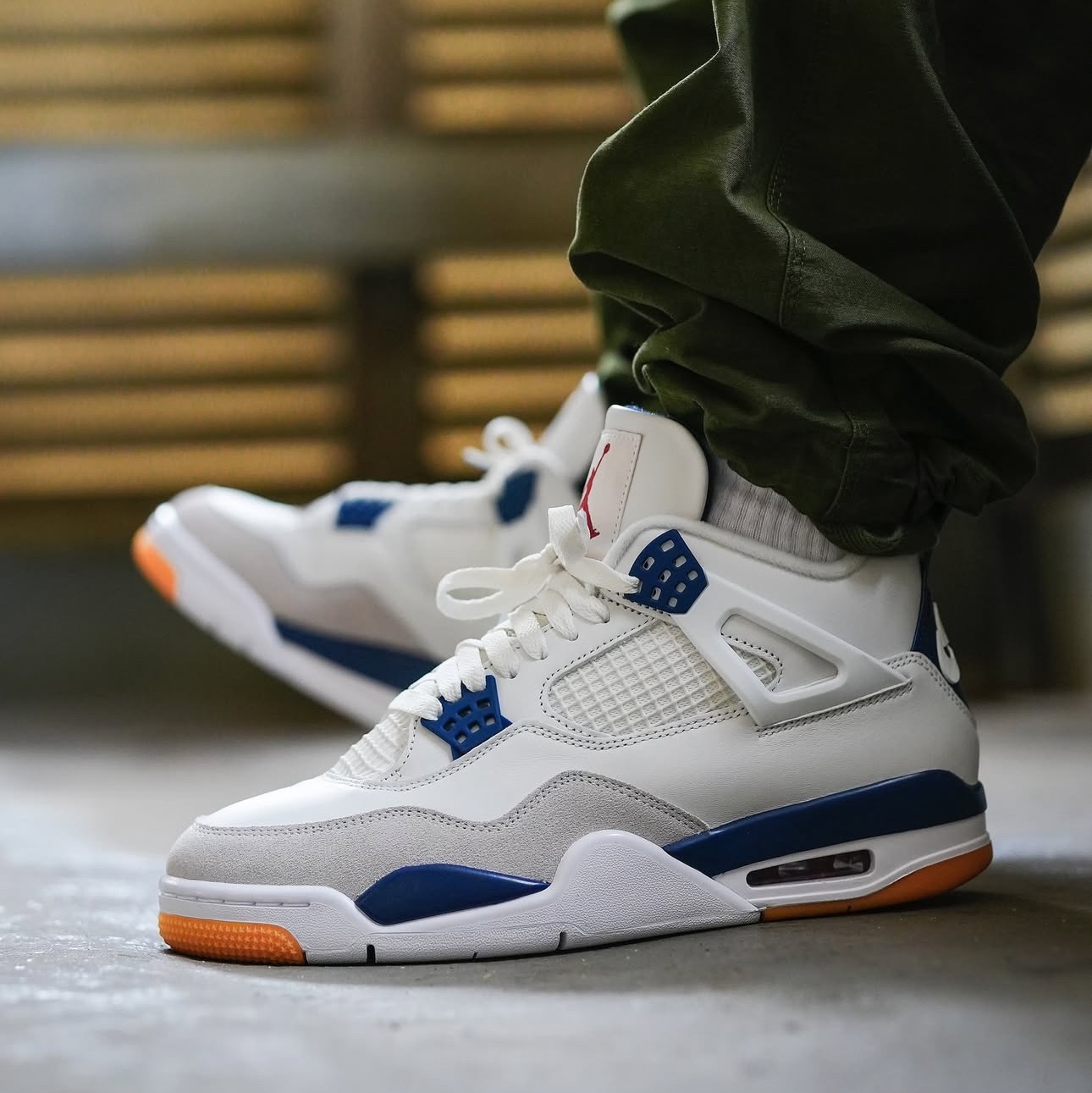 Jordan 4 x Nike SB Retro SP Navy 착용 스타일 - 1