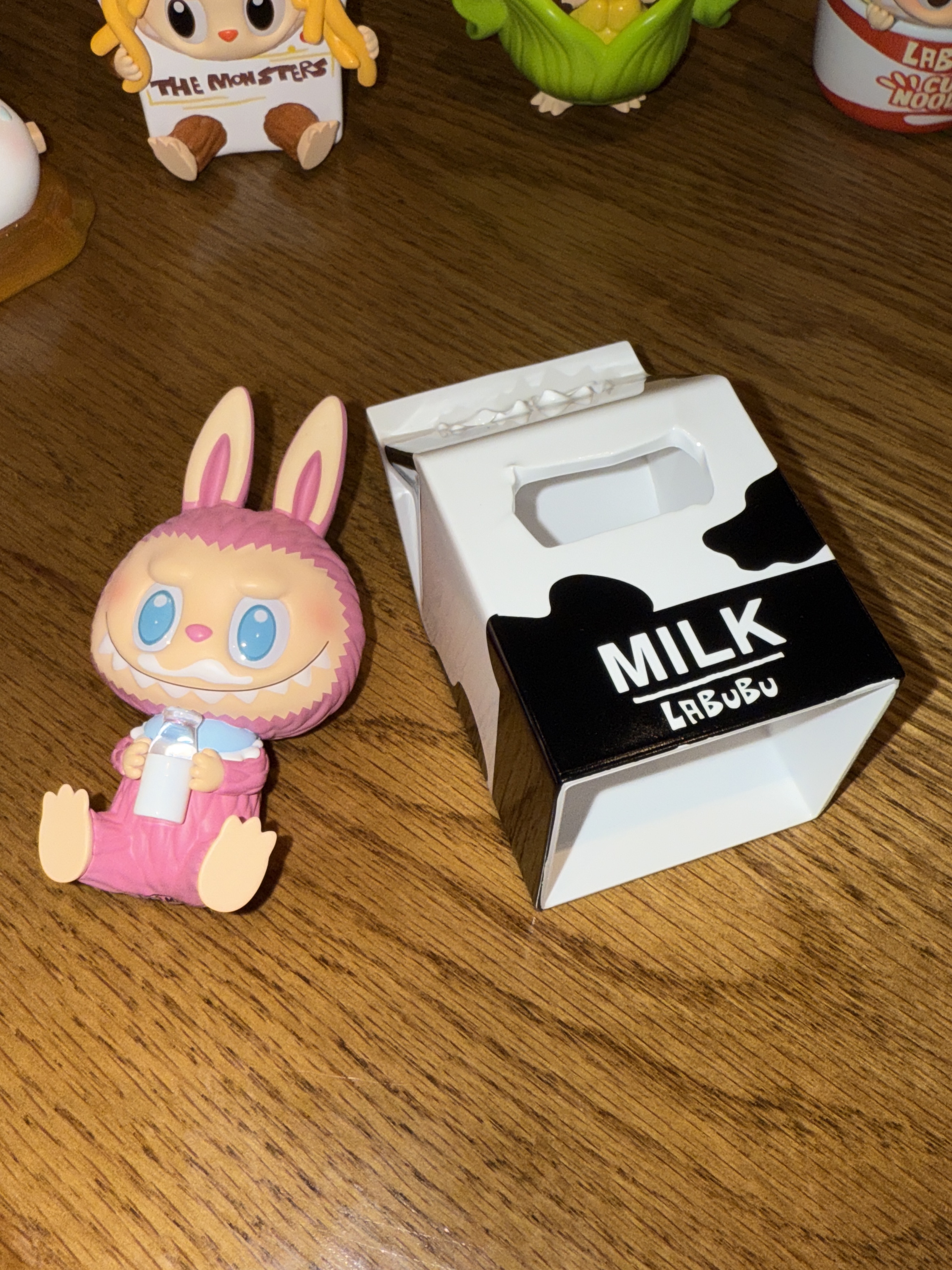 Pop Mart Labubu The Monsters Wacky Mart Series Figures (12 Blind Boxes), Pop Mart Labubu The Monsters Wacky Mart Series Figures Sandwich (Opened Case) 착용 스타일 - 6