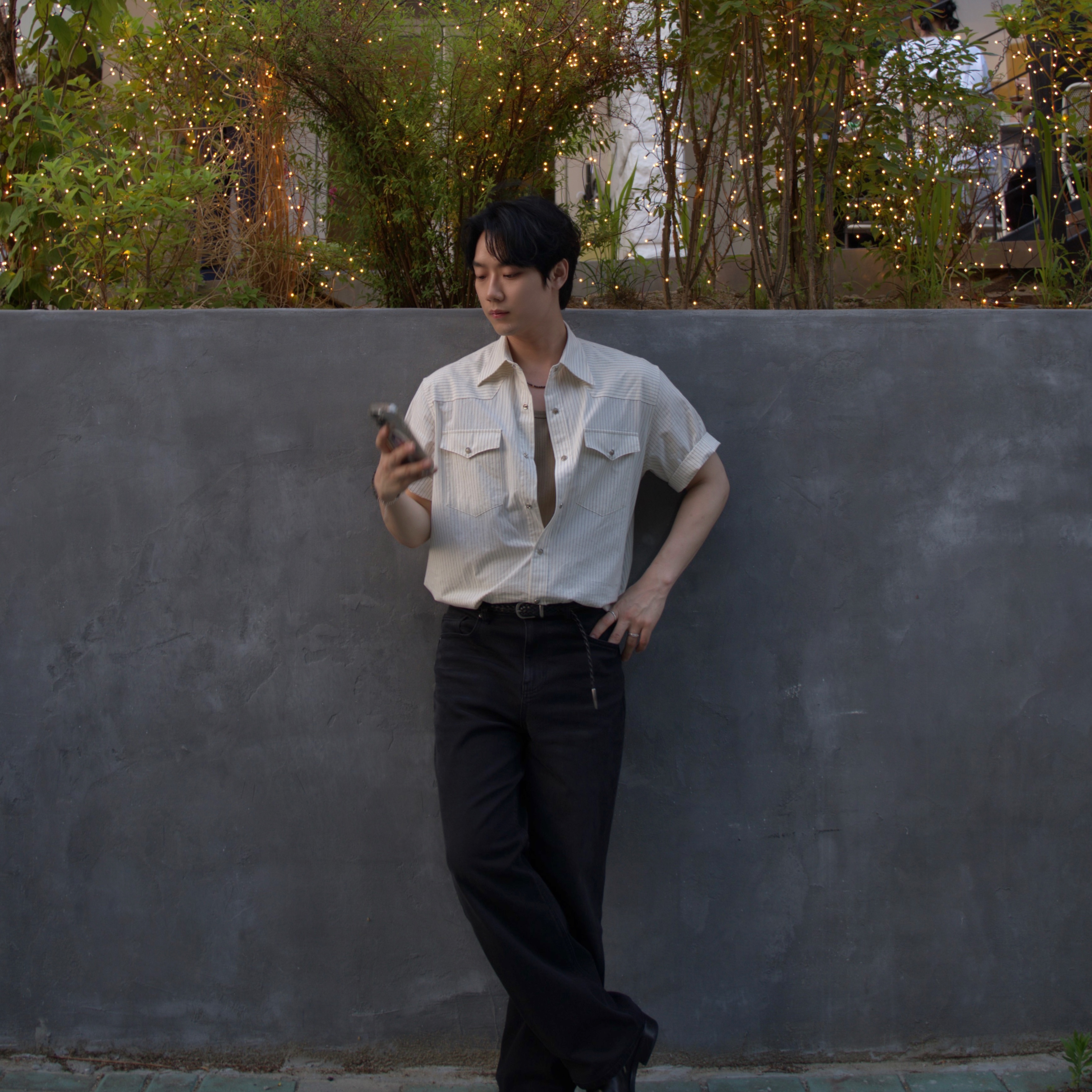 Tonywack Raw Cut Stripe Check Shirt Ivory 착용 스타일 - 1