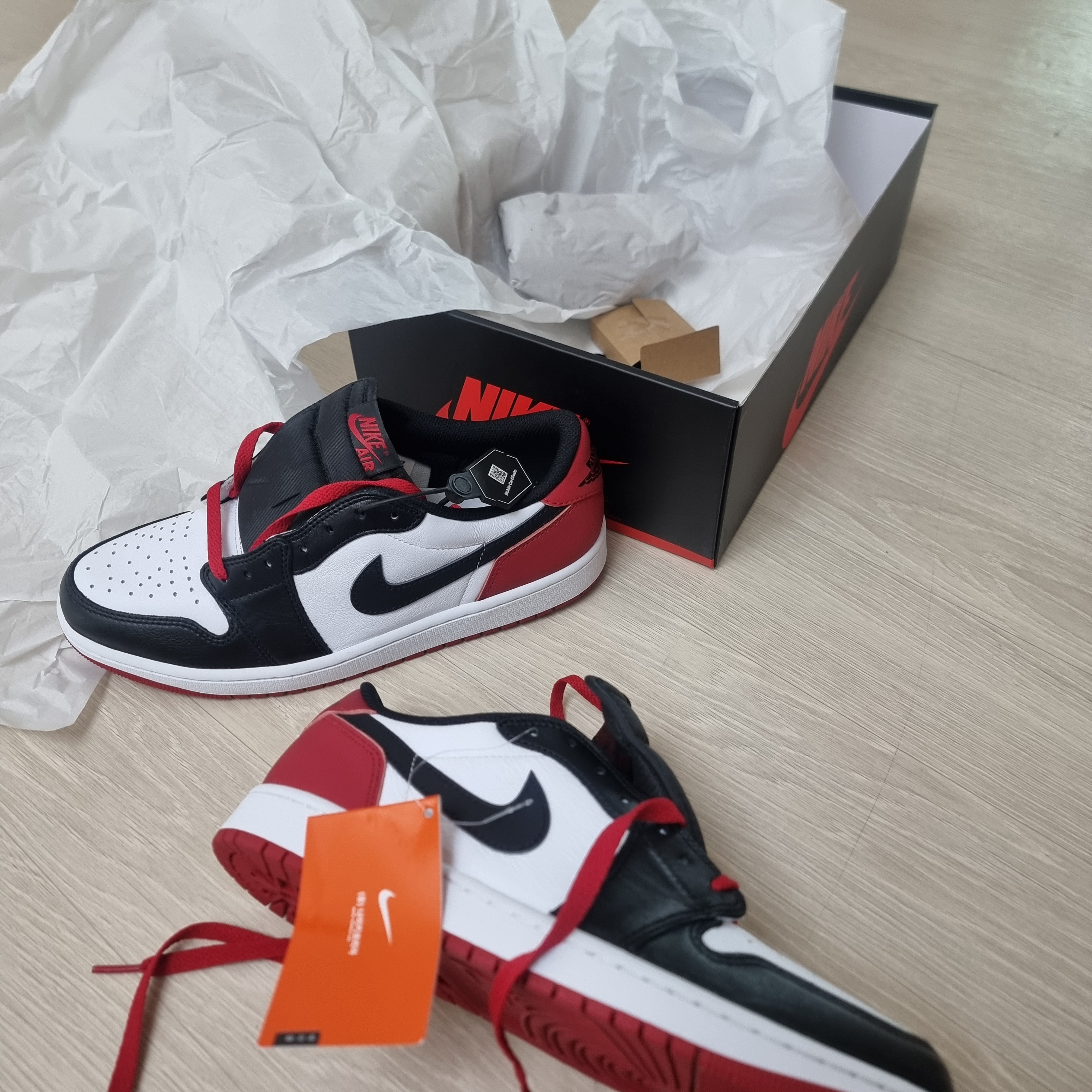 Jordan 1 Retro Low OG Black Toe 착용 스타일