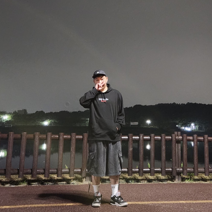Jordan 3 Retro OG Black Cement 2018, Jordan 3 Retro Black Cement 2024 착용 스타일 - 1