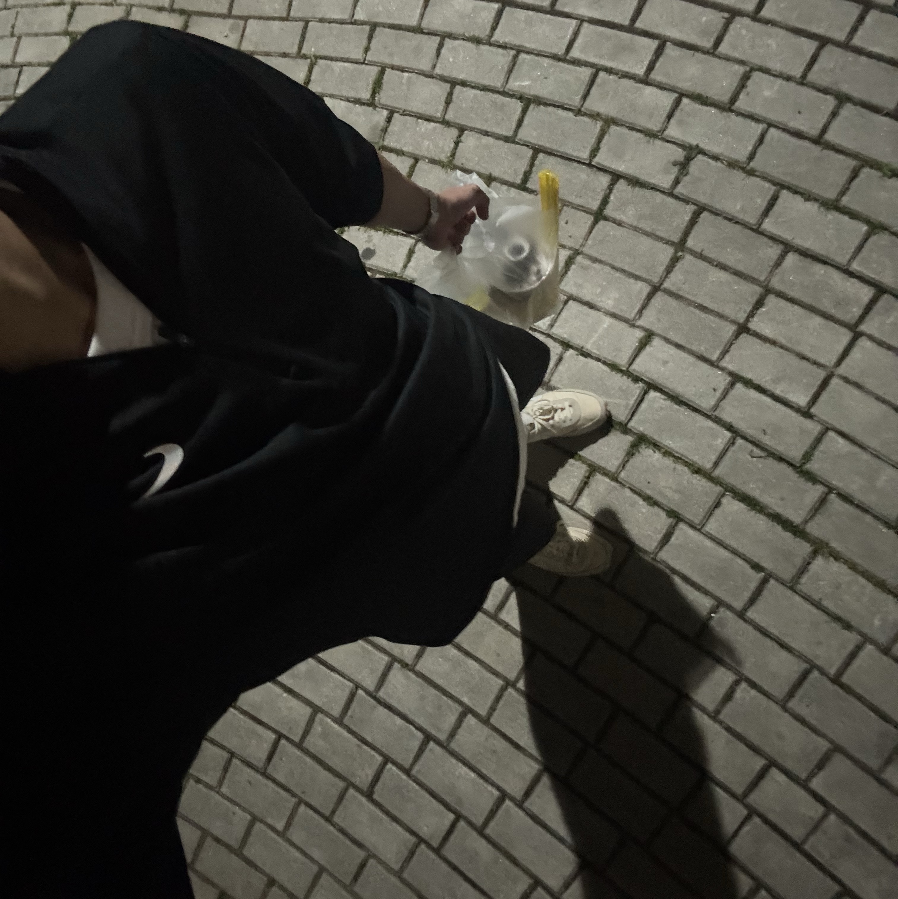 Nike Dri-Fit Element Quarter Zip Running Top Black 착용 스타일
