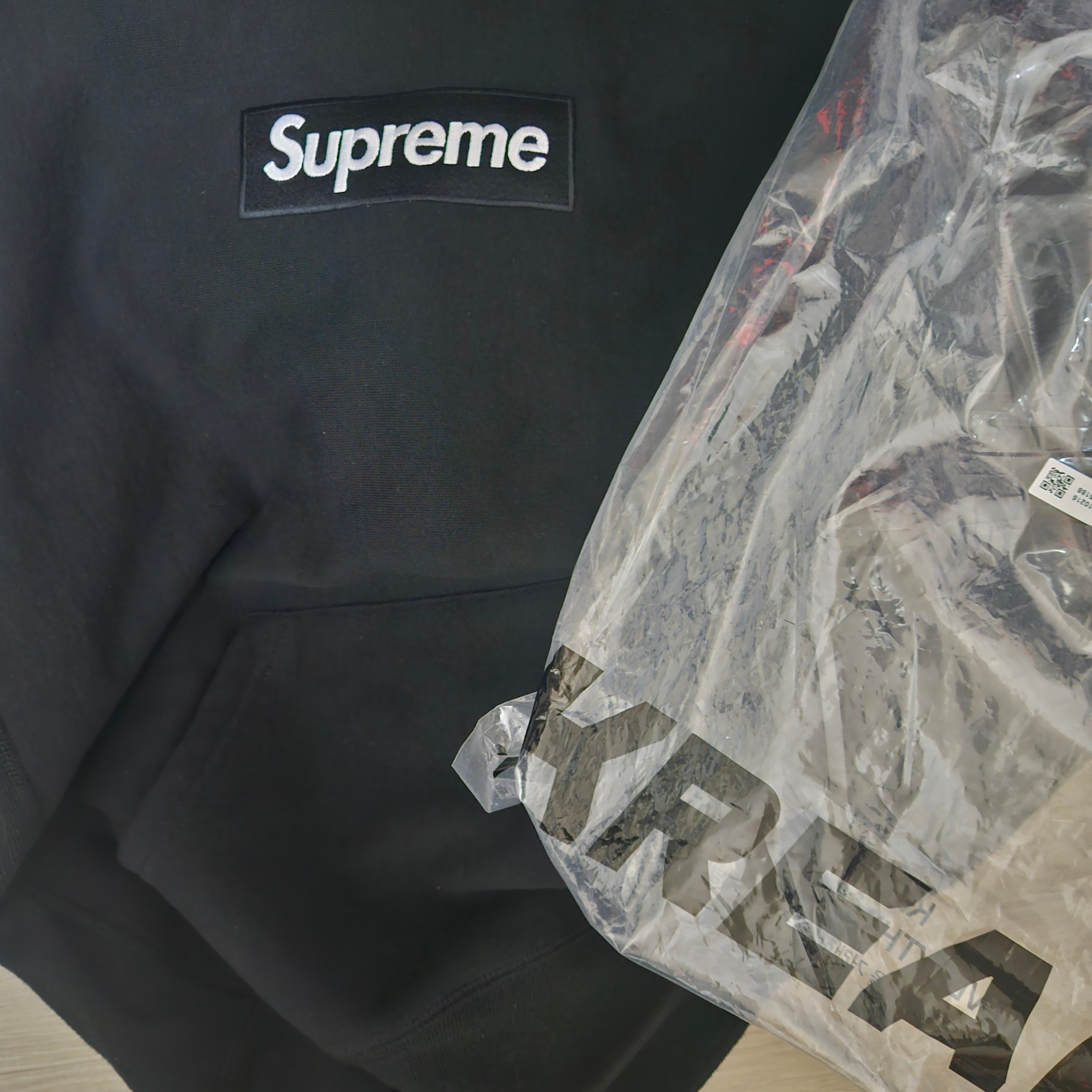Supreme Box Logo Hooded Sweatshirt Black - 24FW 착용 스타일