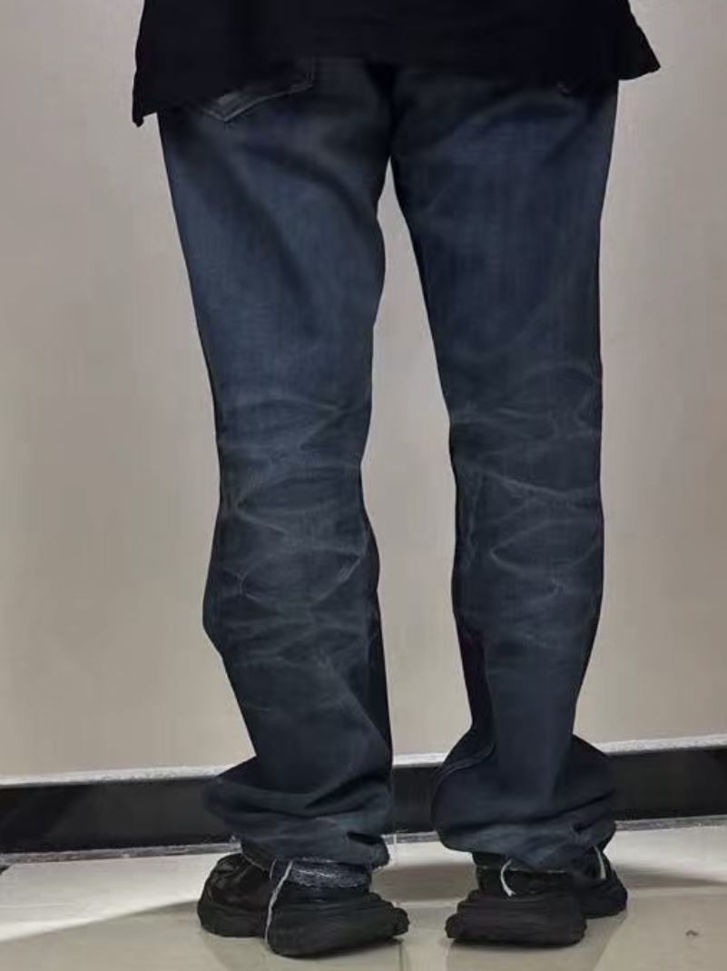 Balenciaga Normal Fit Pants Solarize Blue 착용 스타일
