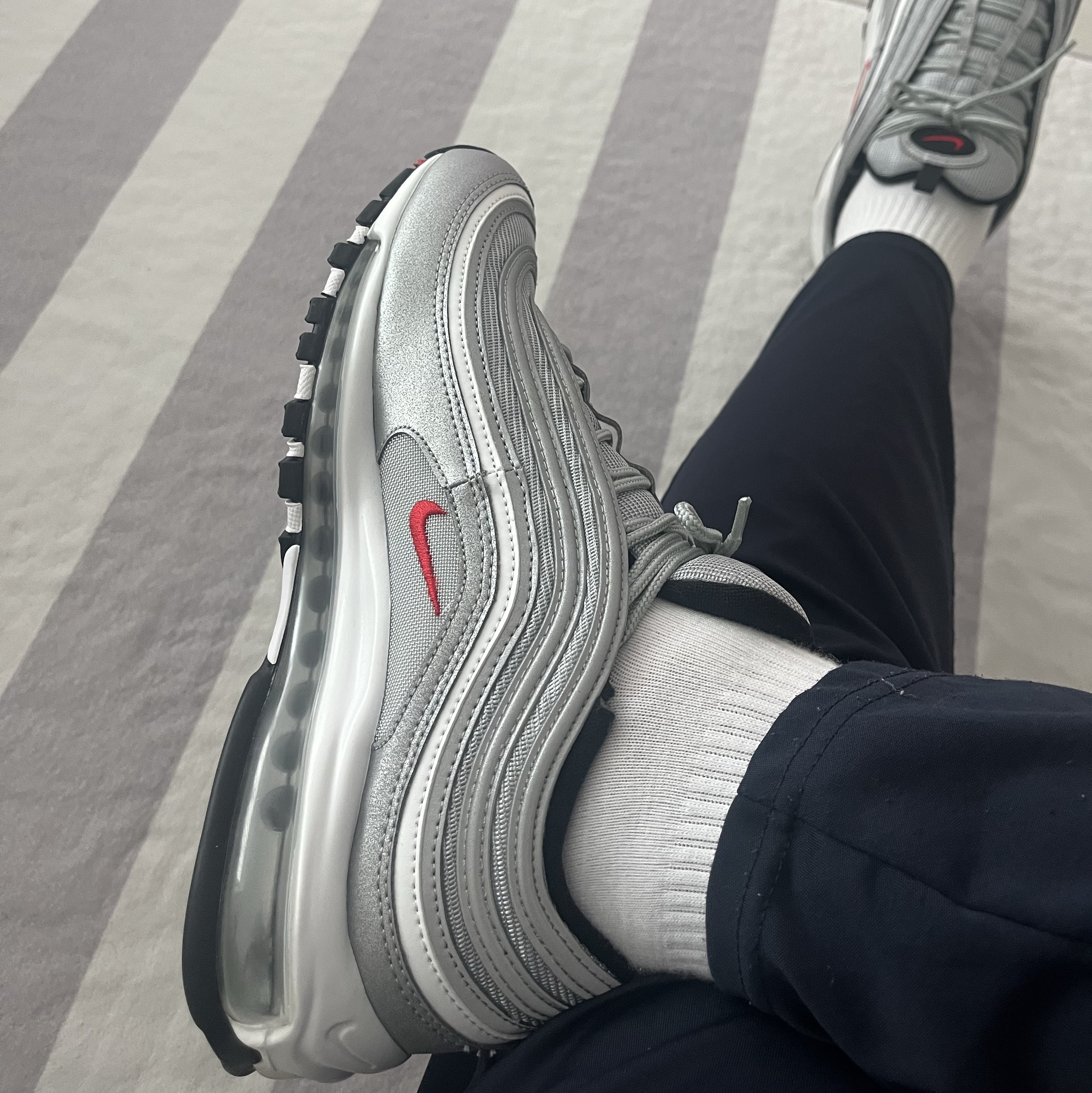 Nike Air Max 97 OG Silver Bullet 2022 착용 스타일 - 1