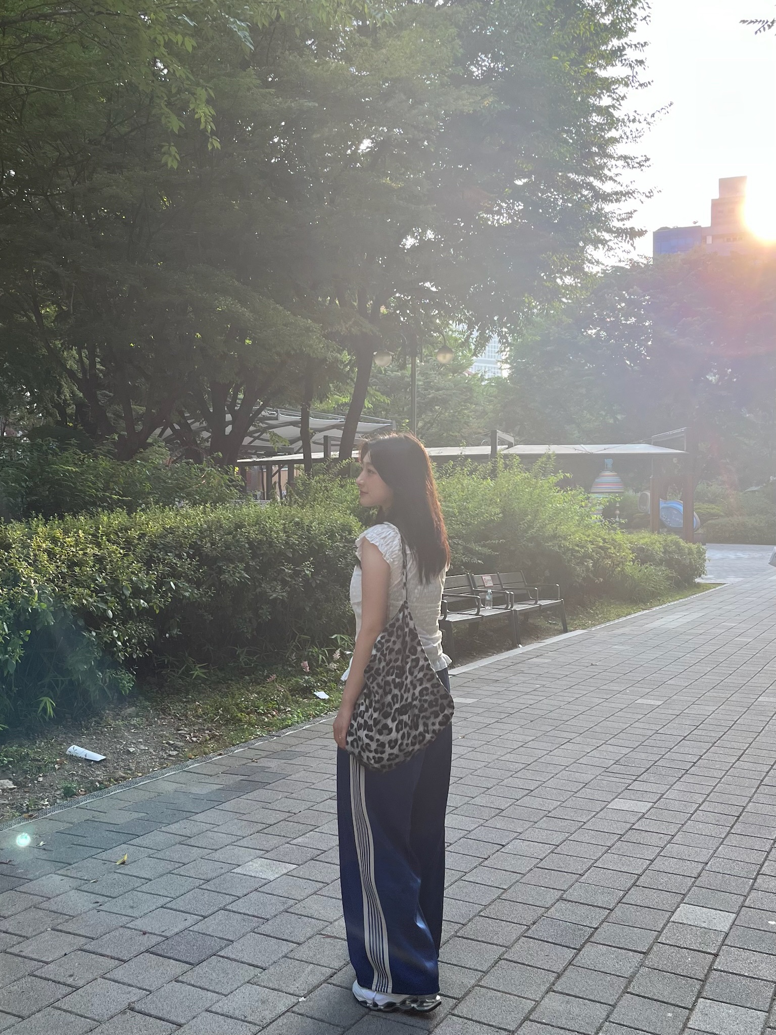 Emis New Leopard Corduroy Eco Bag Gray, Needles H.D. Track Pants Poly Smooth Royal 착용 스타일