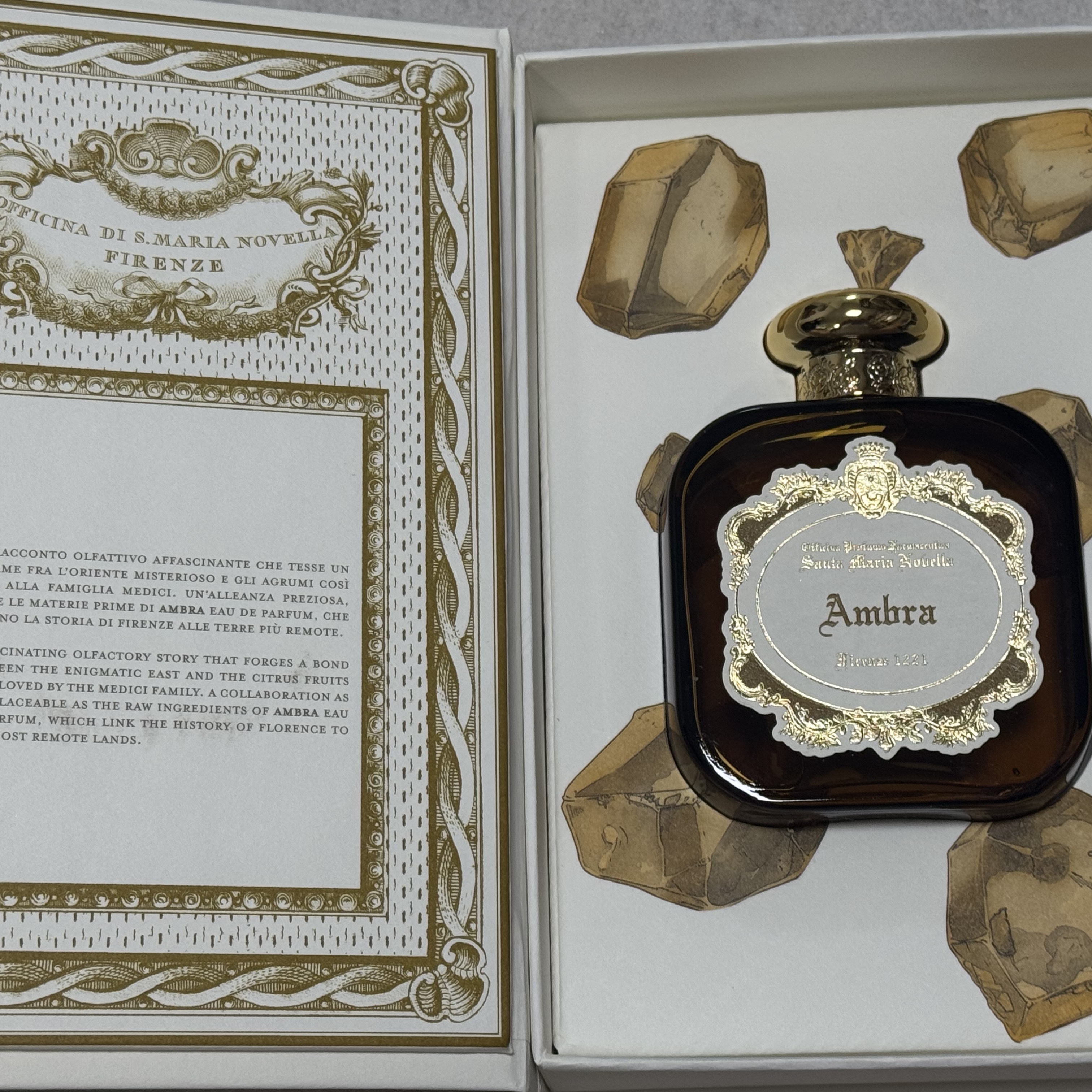 Santan Maria Novella Ambra Eau de Parfum 100ml 착용 스타일 - 1