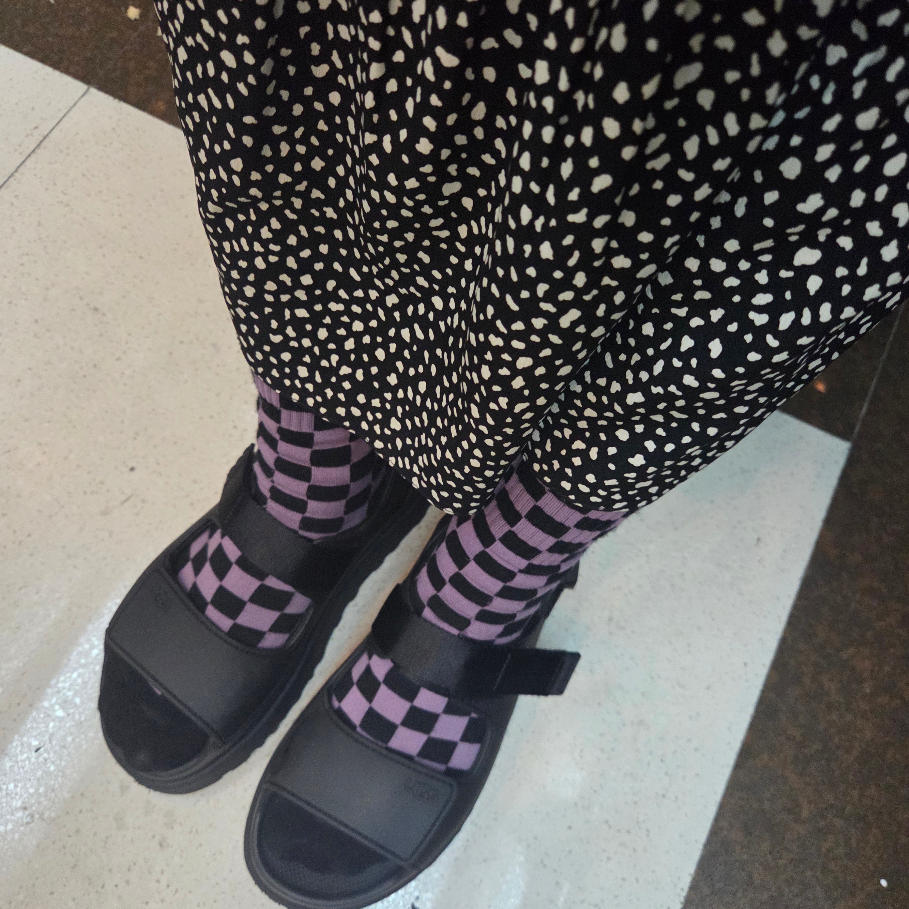 (W) UGG GoldenGlow Black 착용 스타일