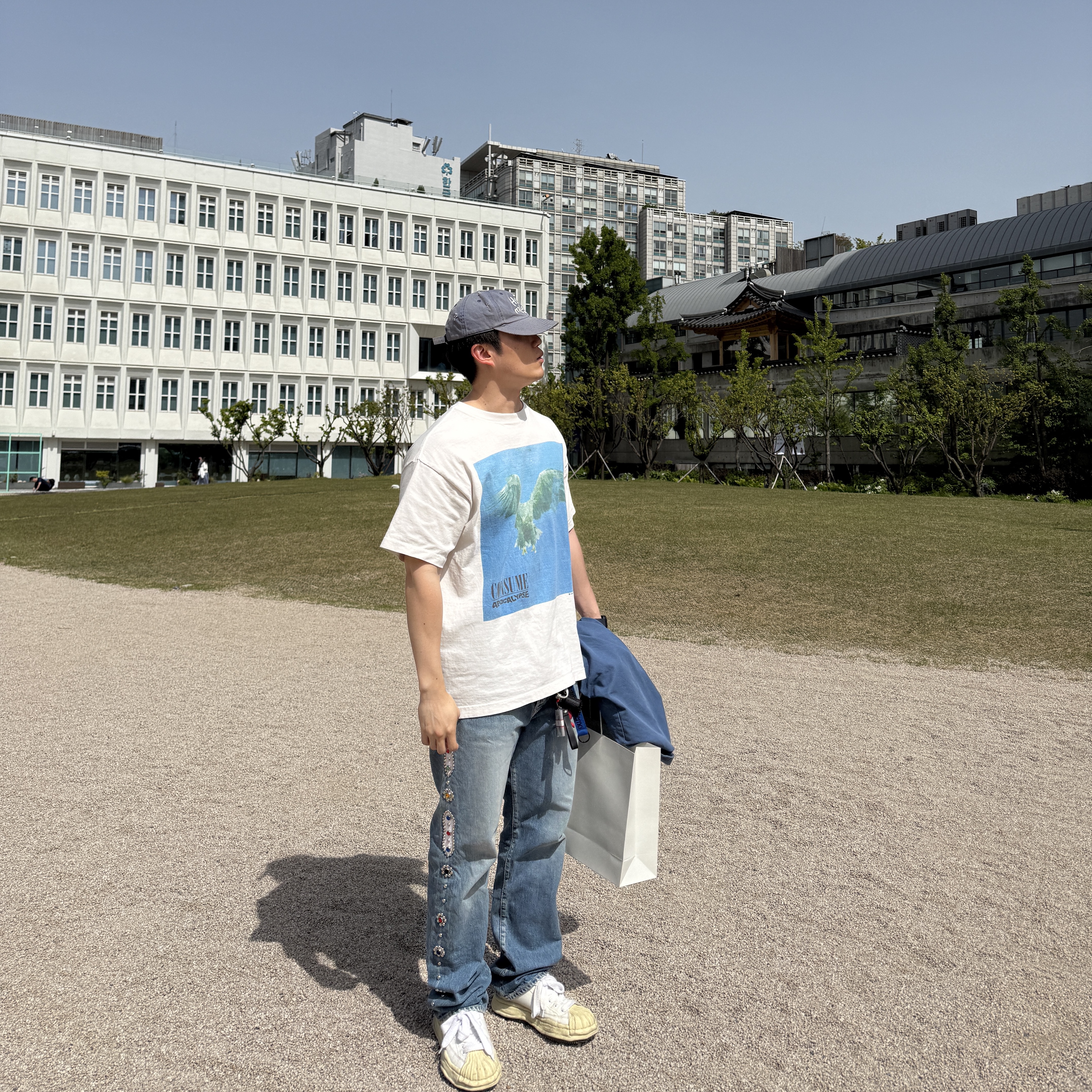 Kapital 14 oz. Denim 5P Monkey Cisco Gemstone Pants Indigo (Processing), Saint Mxxxxxx x For Someone Consume FS S/S T-Shirt White - 23AW 착용 스타일 - 4