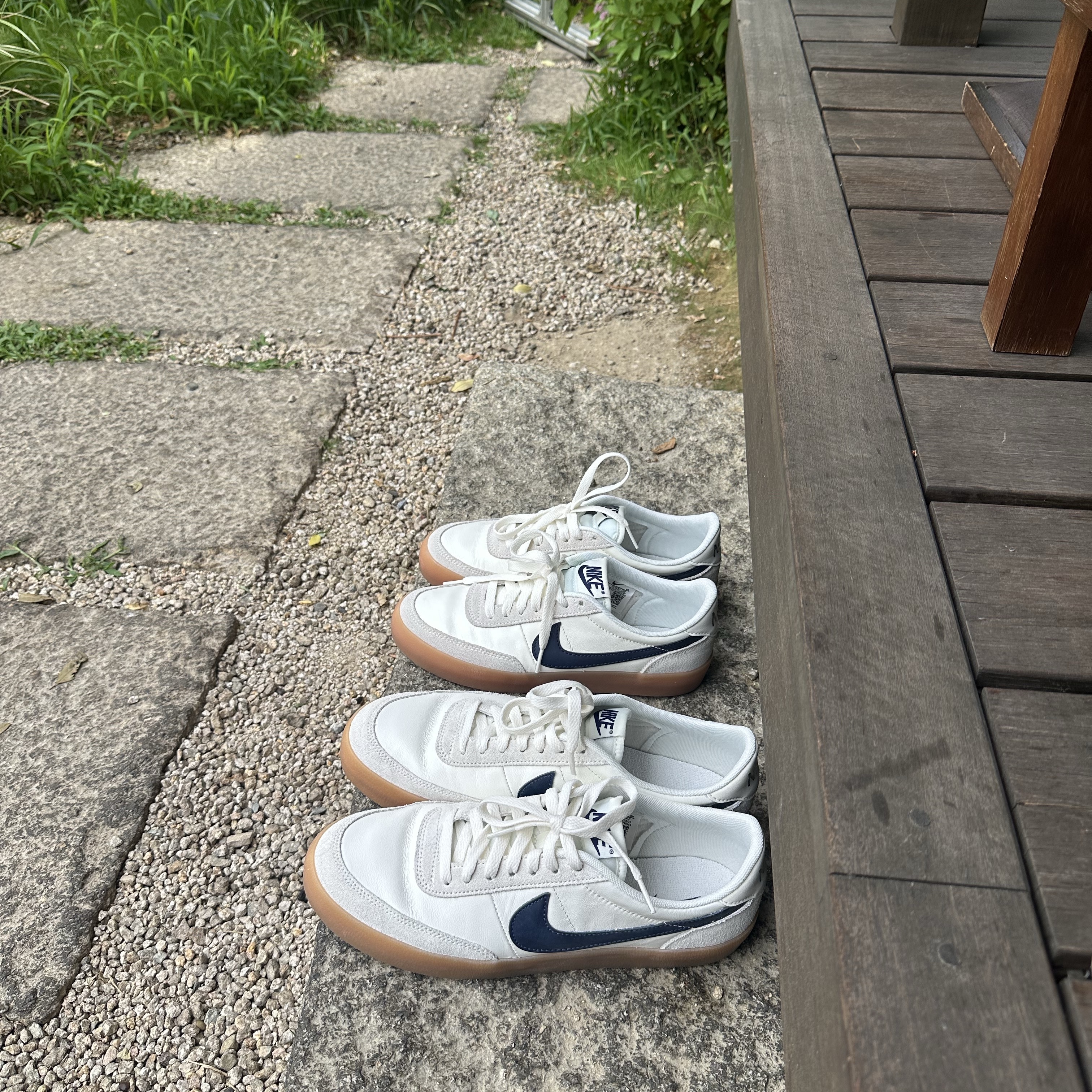 (W) Nike Killshot 2 Sail Midnight Navy, Nike x J.Crew Killshot 2 Sail Midnight Navy 착용 스타일 - 1
