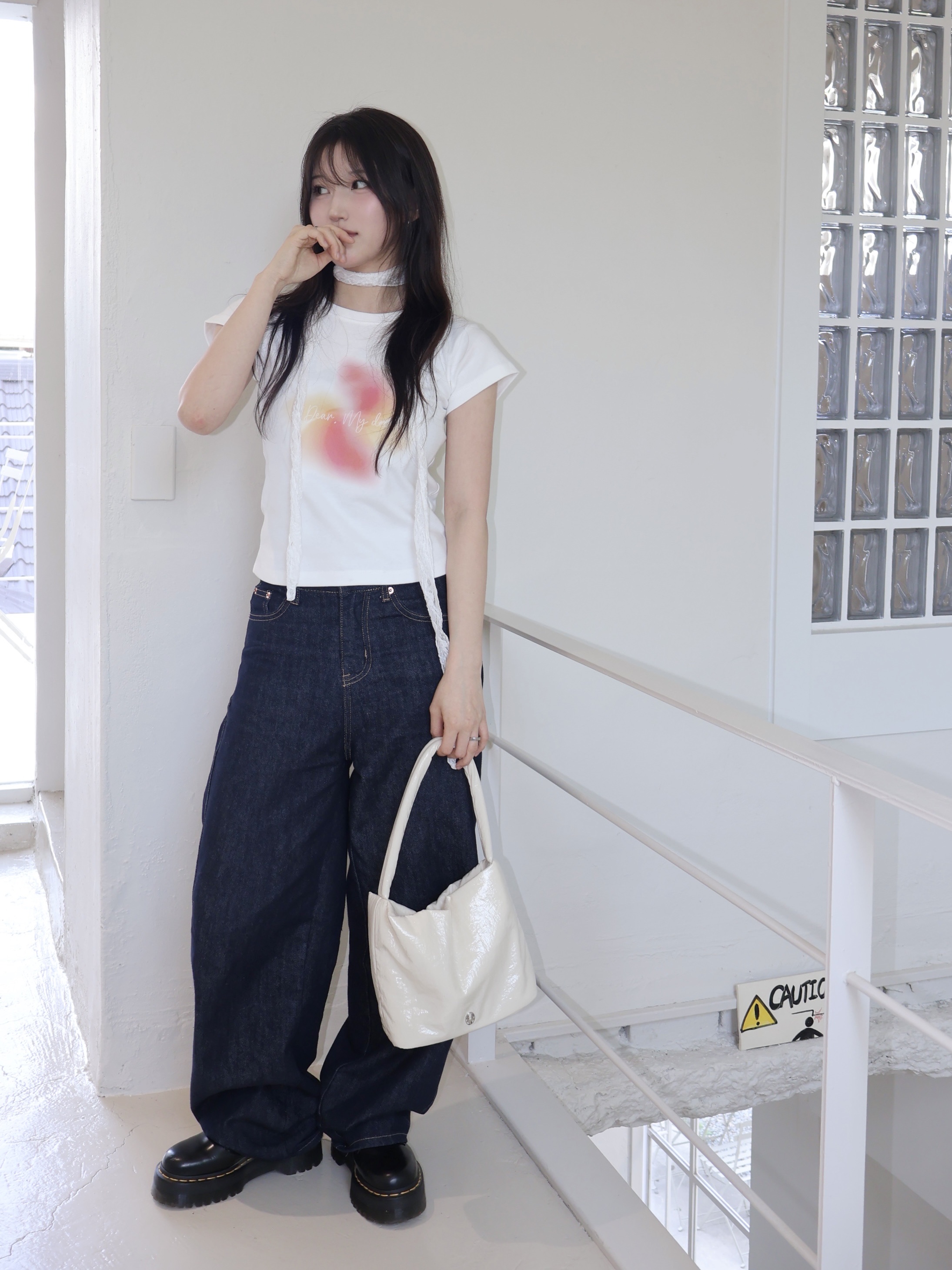 Dr. Martens Women 1461 Quad Black 착용 스타일 - 2
