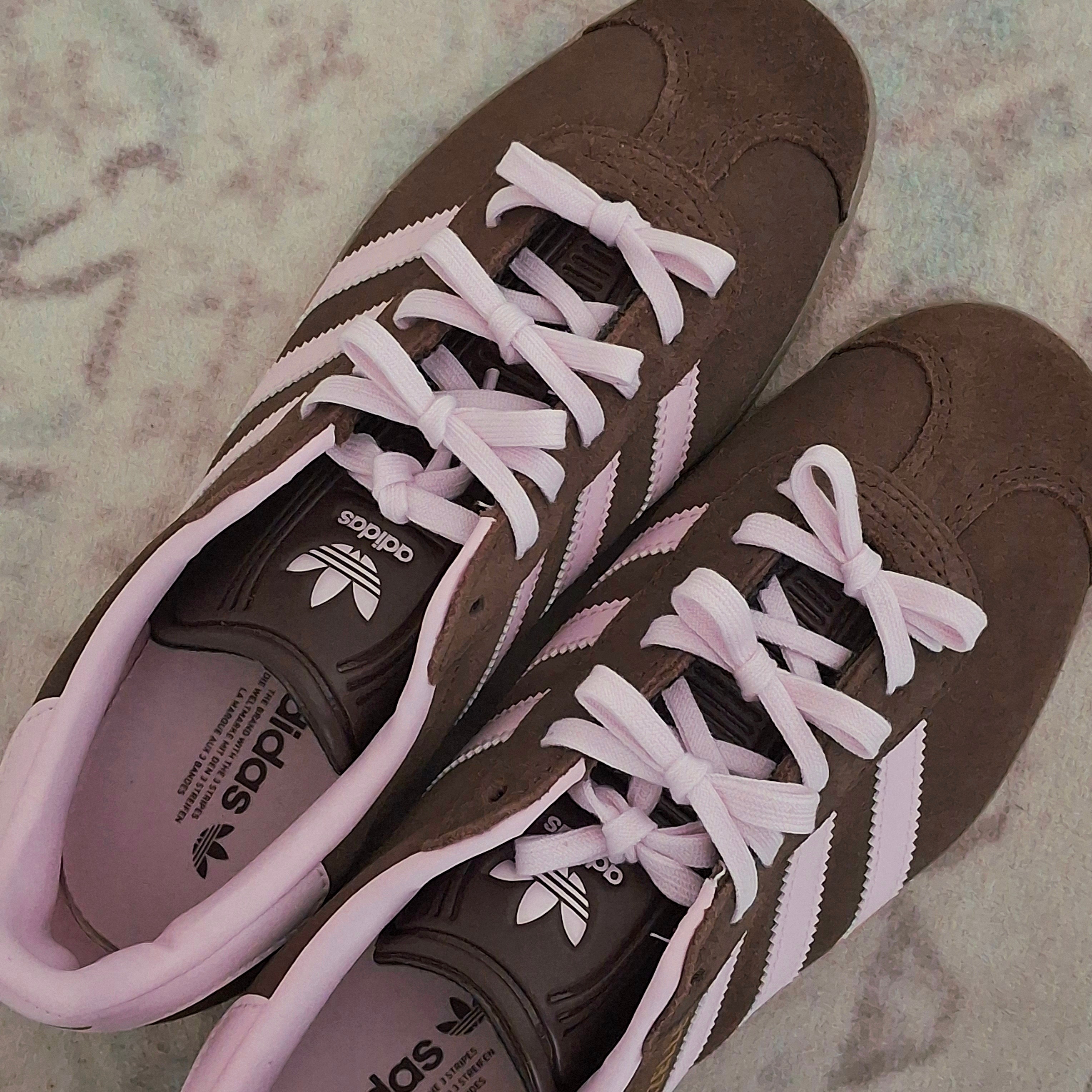 Adidas Gazelle Auburn Clear Pink 착용 스타일